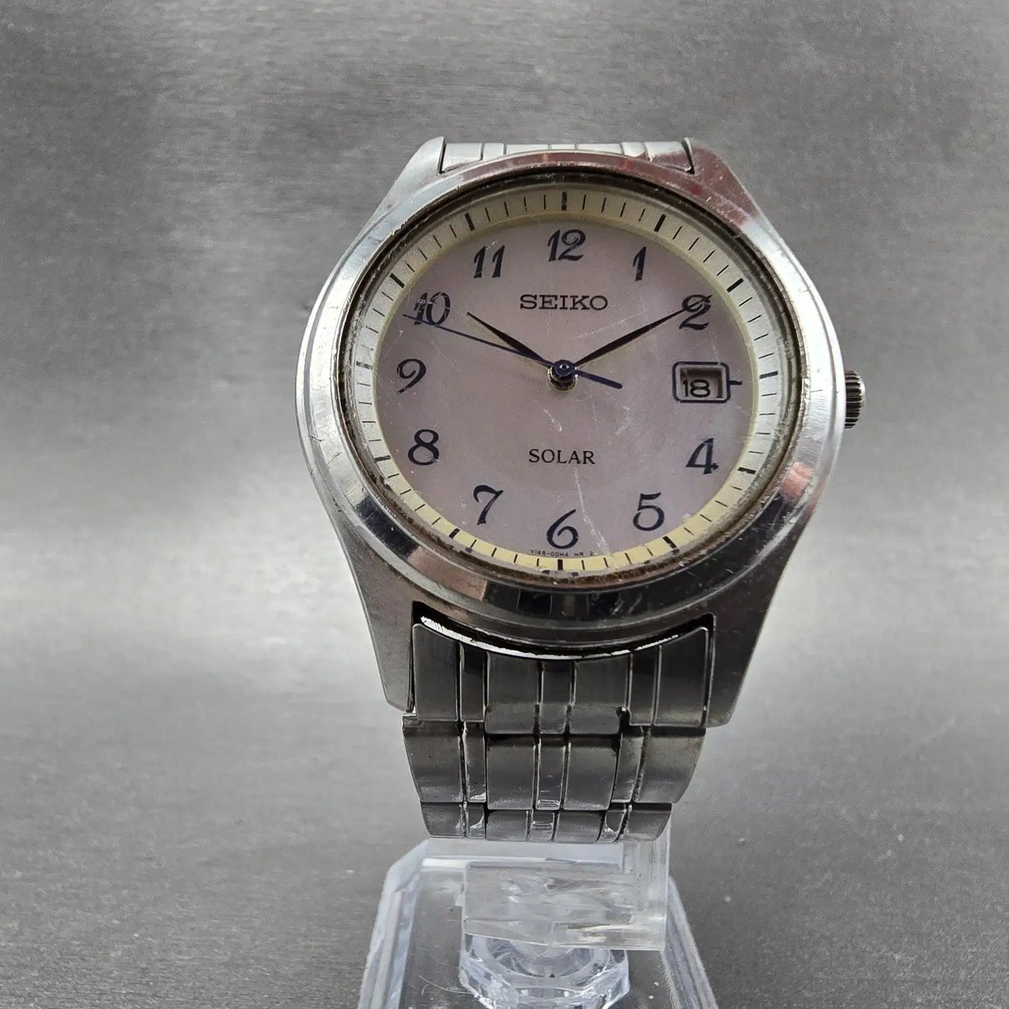 Seiko Solar Watch Men 36mm MOP Dial Silver Tone Date Round V145-0BS0 Runs5