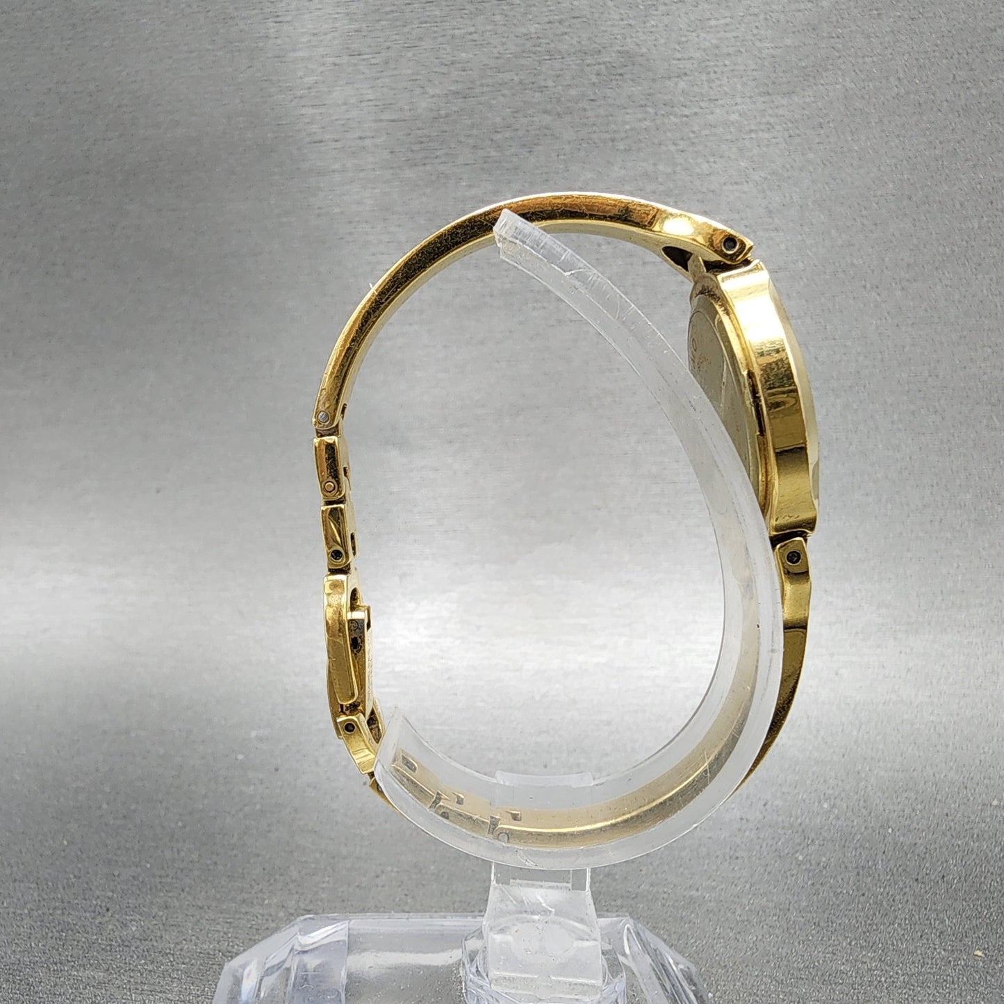 Movado Kara Watch Women 24mm Black Dial Gold Tone Round 88A11846 New Battery8