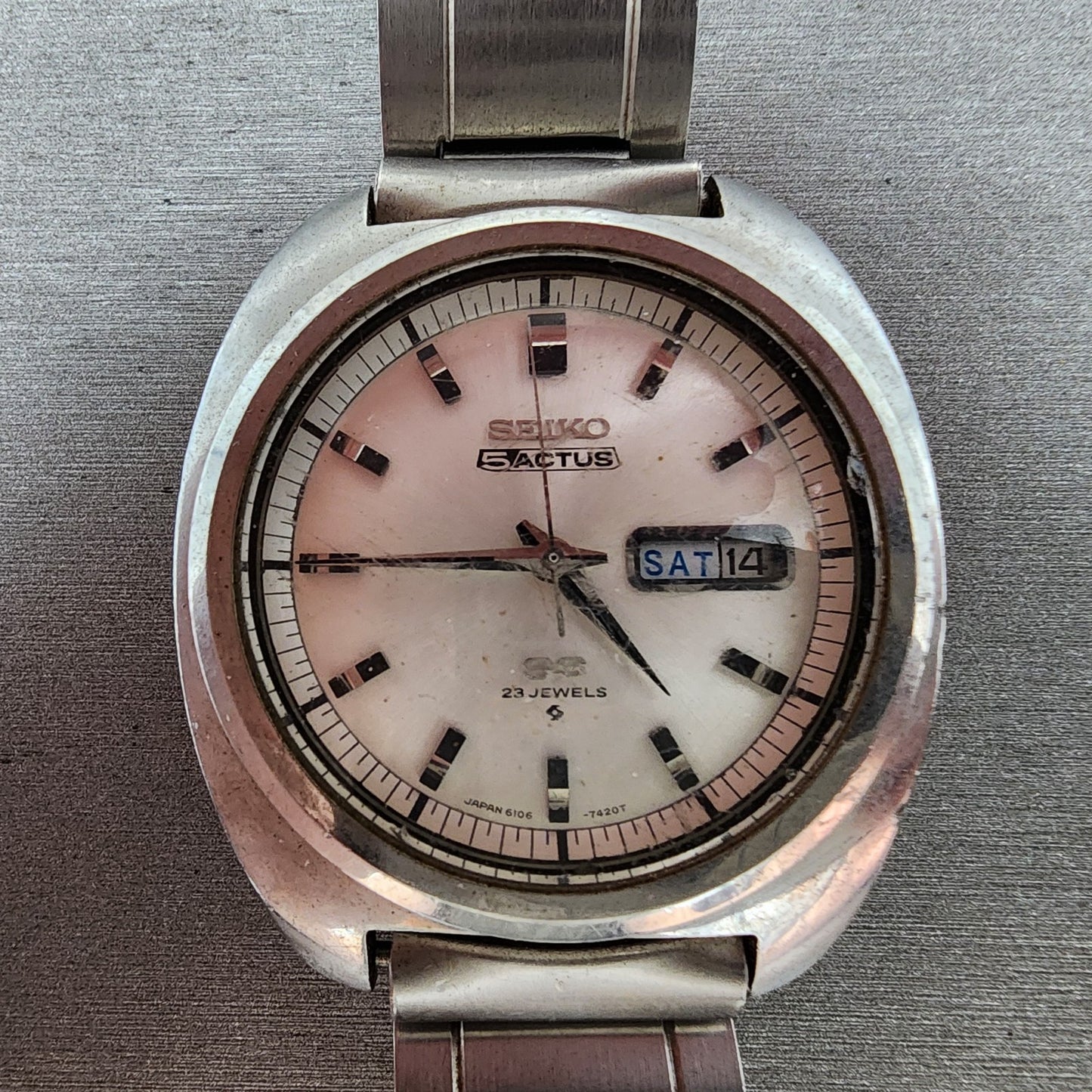 Seiko 5Actus Watch Men 39mm Silver Dial Silver Tone Daydate 61067420 PARTS2