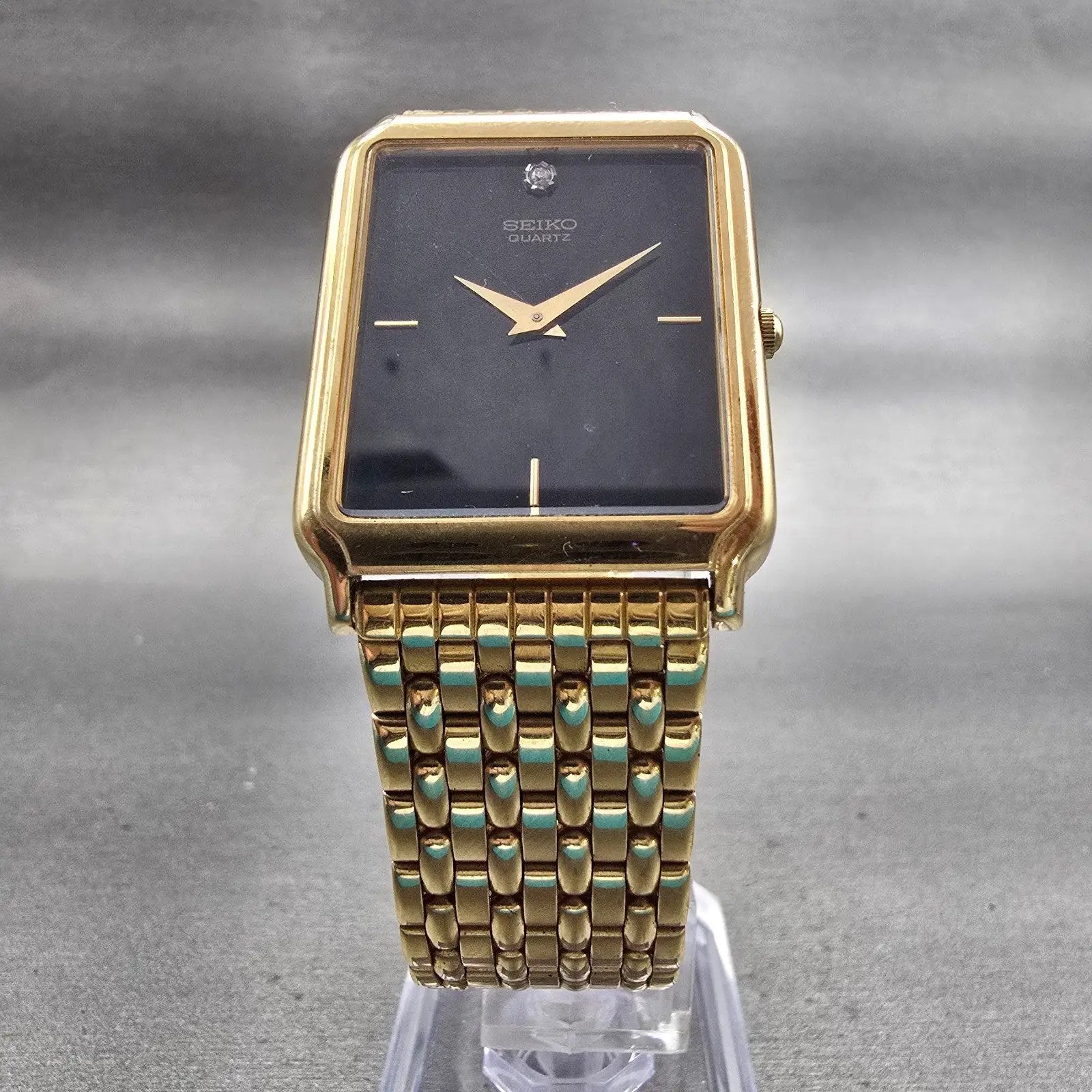 Seiko Watch Men 27mm Black Dial Gold Tone Rectangle 5Y30-5189 New Battery VTG5