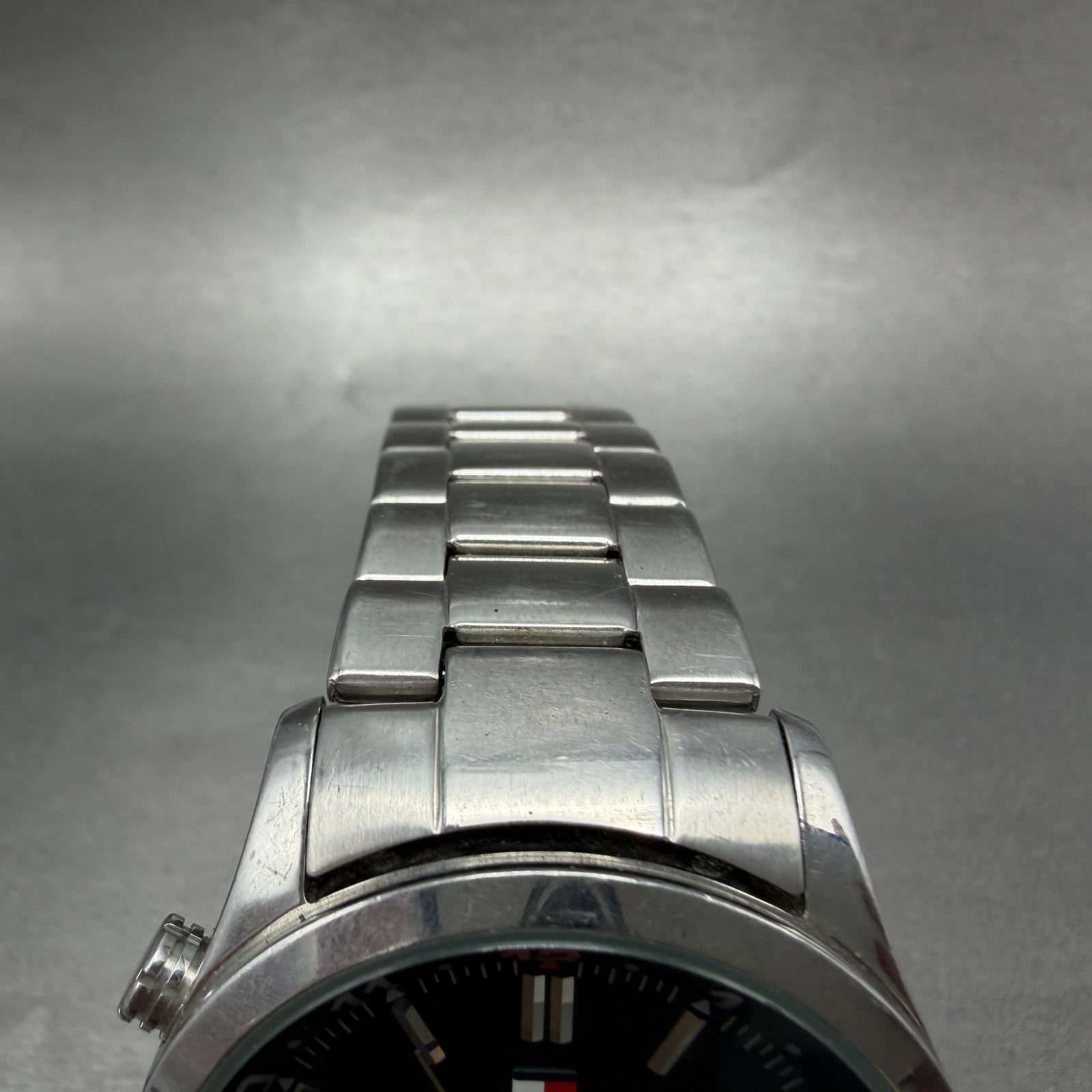 Tommy Hilfiger Watch Men 41mm Black Dial Steel Daydate Round T10161 New battery4