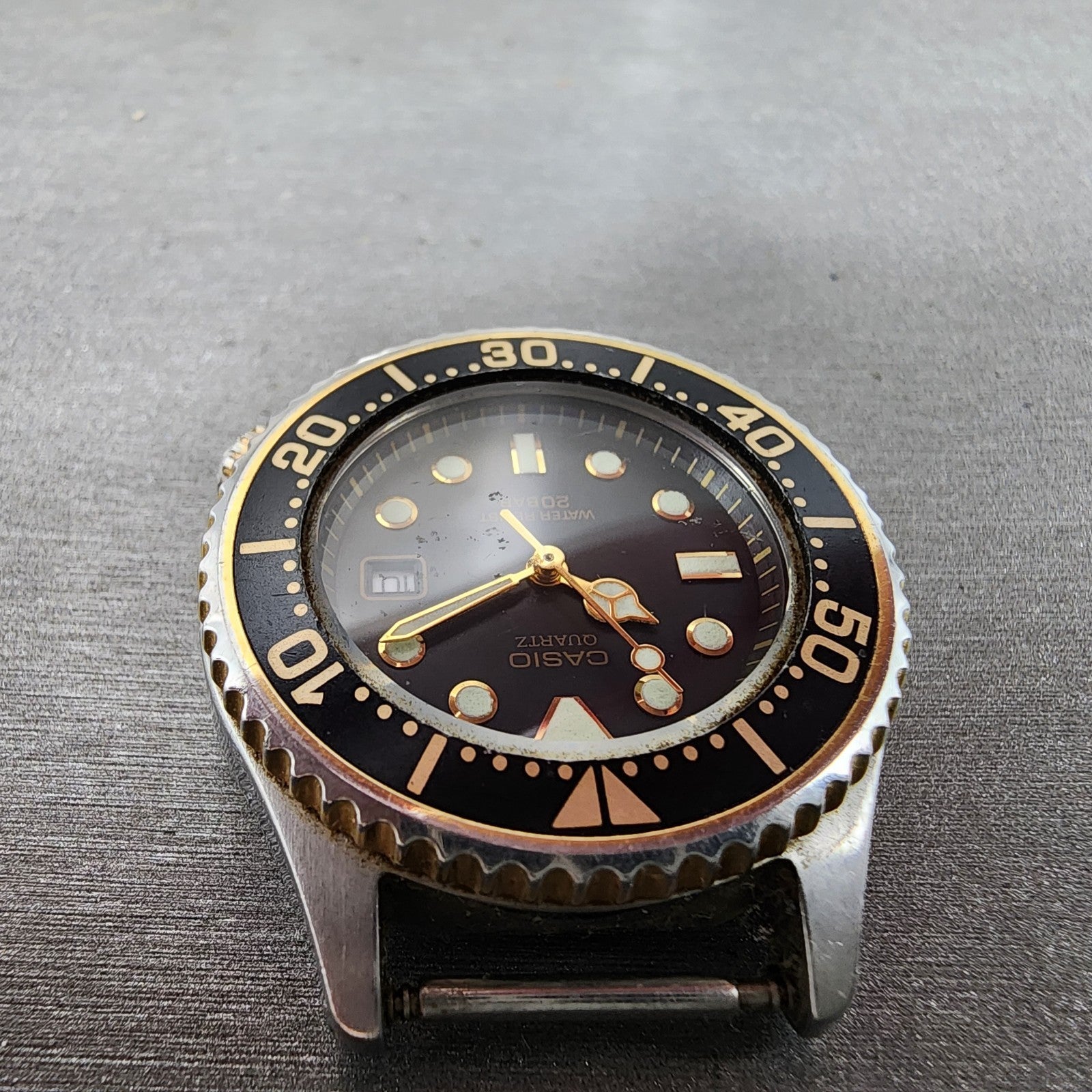 Casio Dive Watch Women 32mm Black Dial Two Tone Date Round LD700 New Battery4