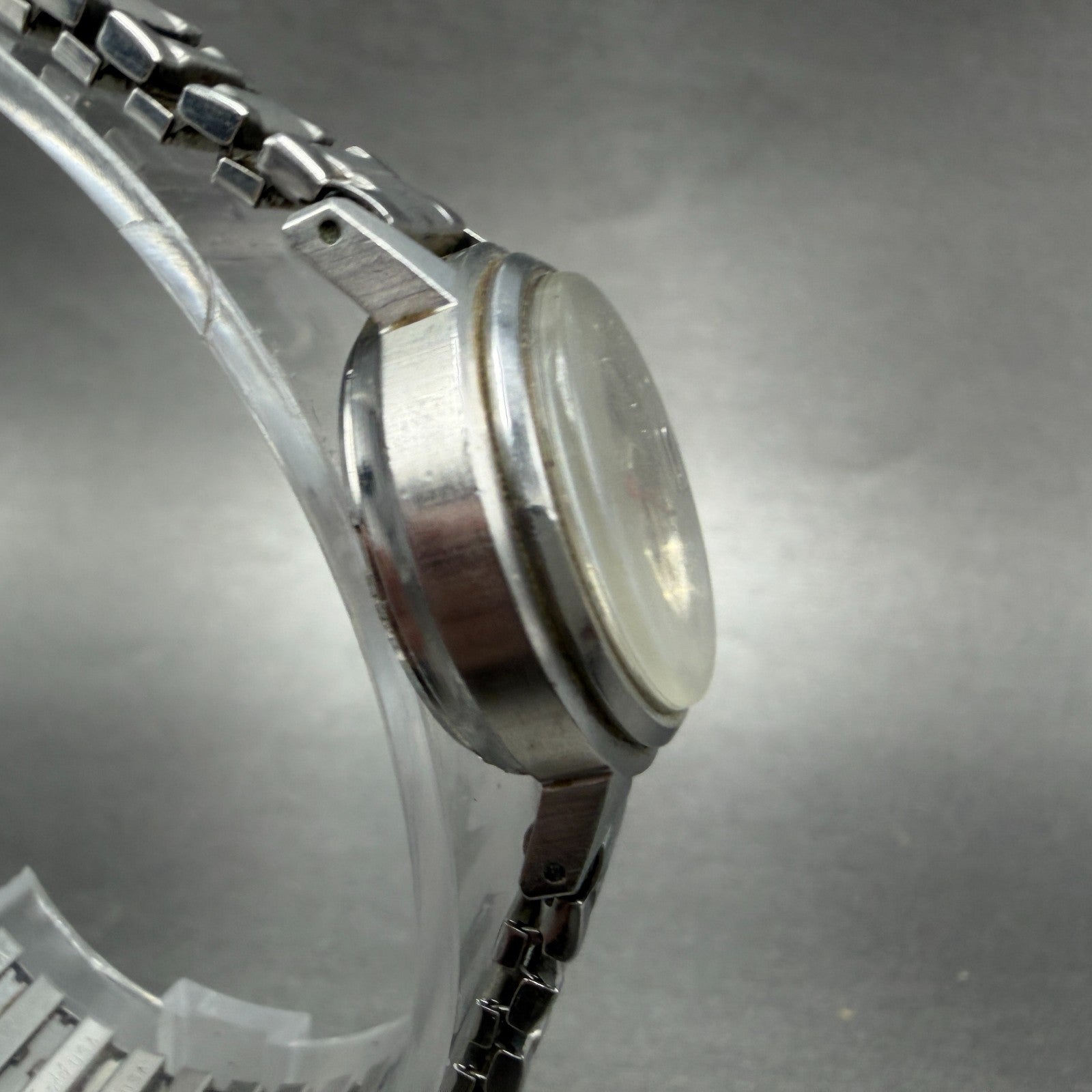 Seiko Automatic Watch Women 24mm Silver Dial Silver Tone Date 2205-0599 PARTS4