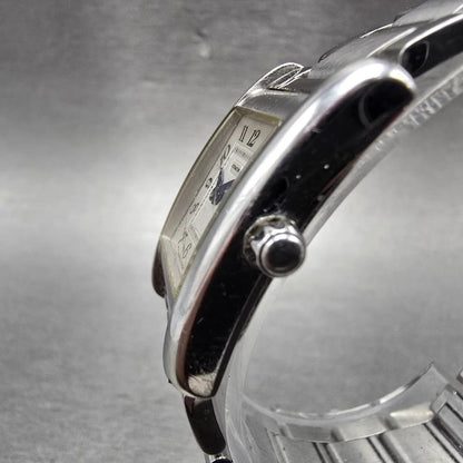 Coach Tank Watch Women 19mm Silver Dial Silver Tone Rectangle W002B New BatteryQ2