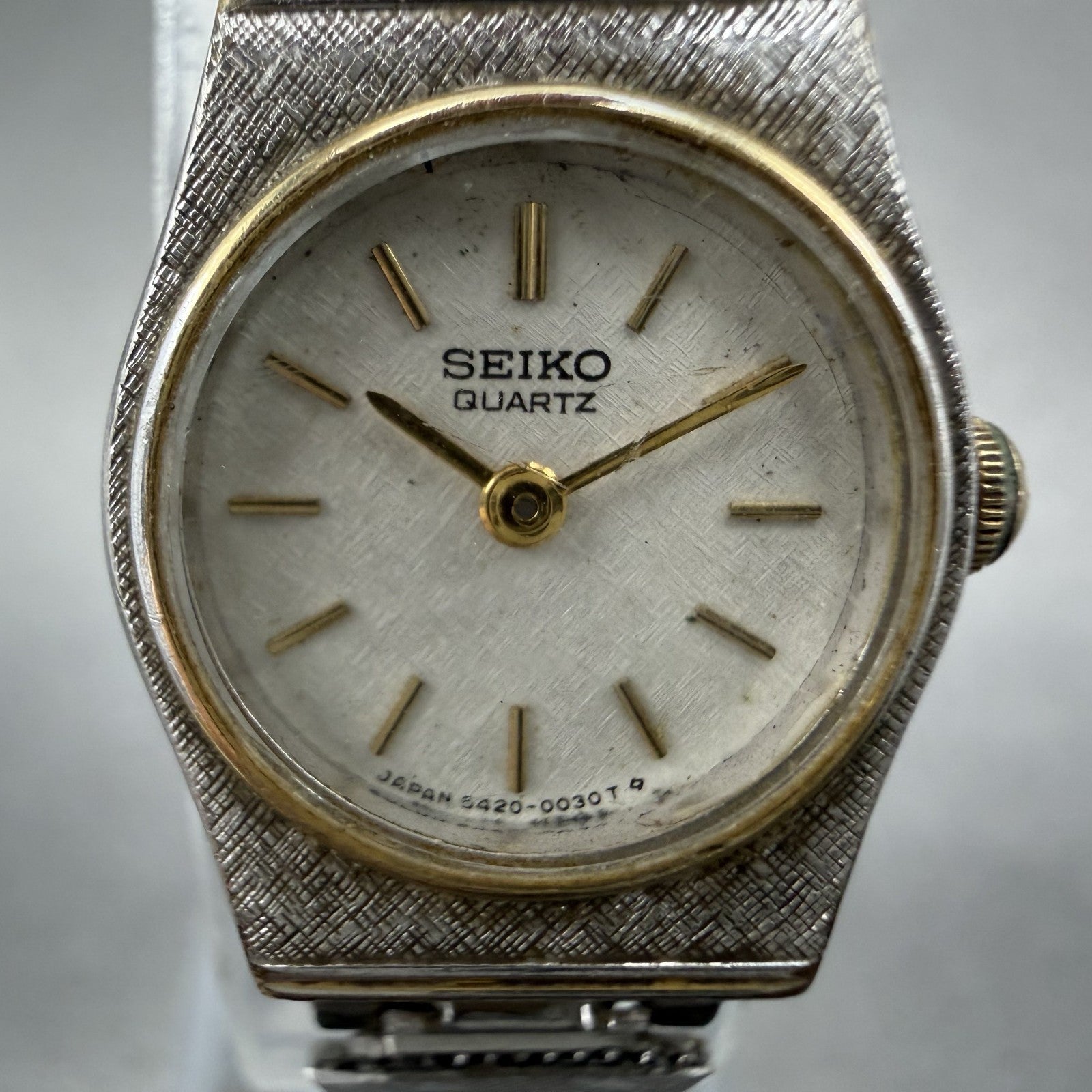 Seiko Watch Women 17mm Silver Dial Two Tone Round 5420-0129 New Battery VTG ATD1