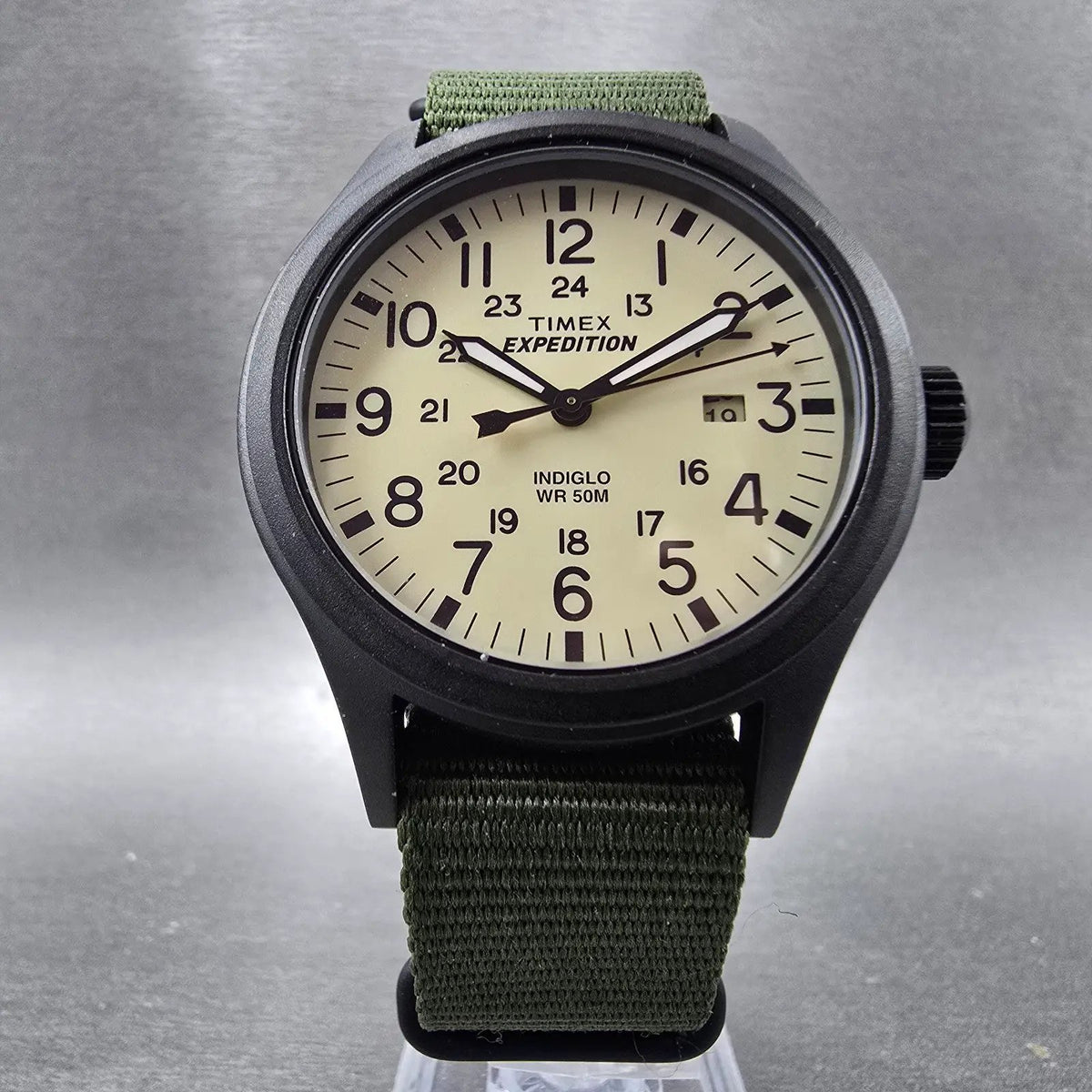Timex Expedition Scout Watch Men 40mm Cream Dial Black Date Round New Battery L5
