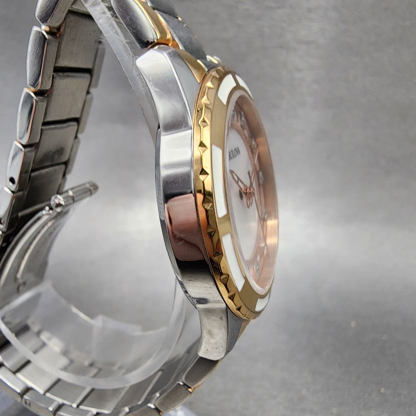Bulova Diamond Watch Women 32mm MOP Dial Two Tone Round 98P134 New Battery3