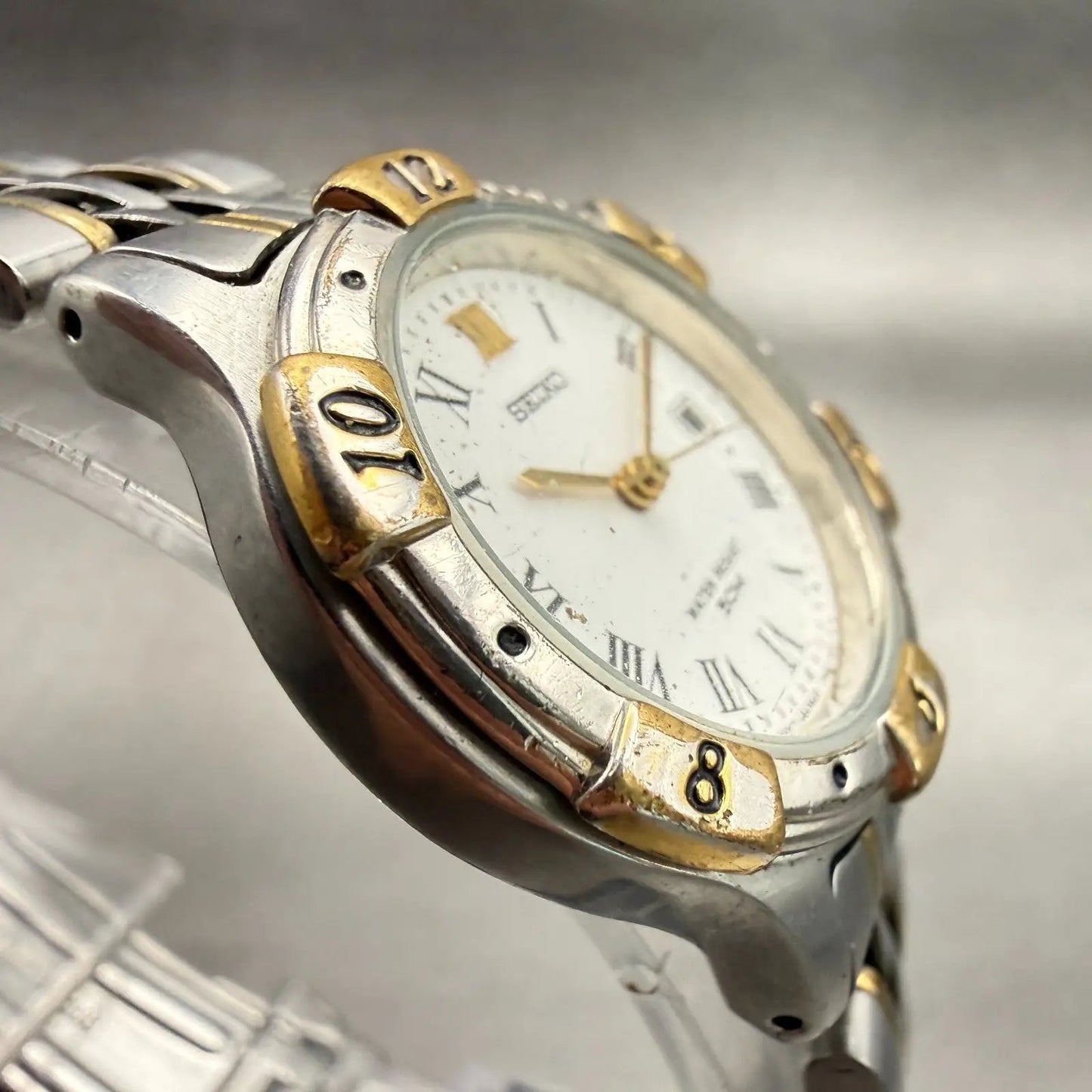 Seiko Watch Women 27mm White Dial Two Tone Date Round 7N82-0610 New Battery VTG3