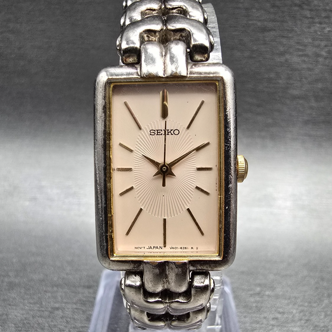 Seiko Tank Watch Women 18mm Cream Dial Silver Tone Rectangle V401-2000 New Batt0