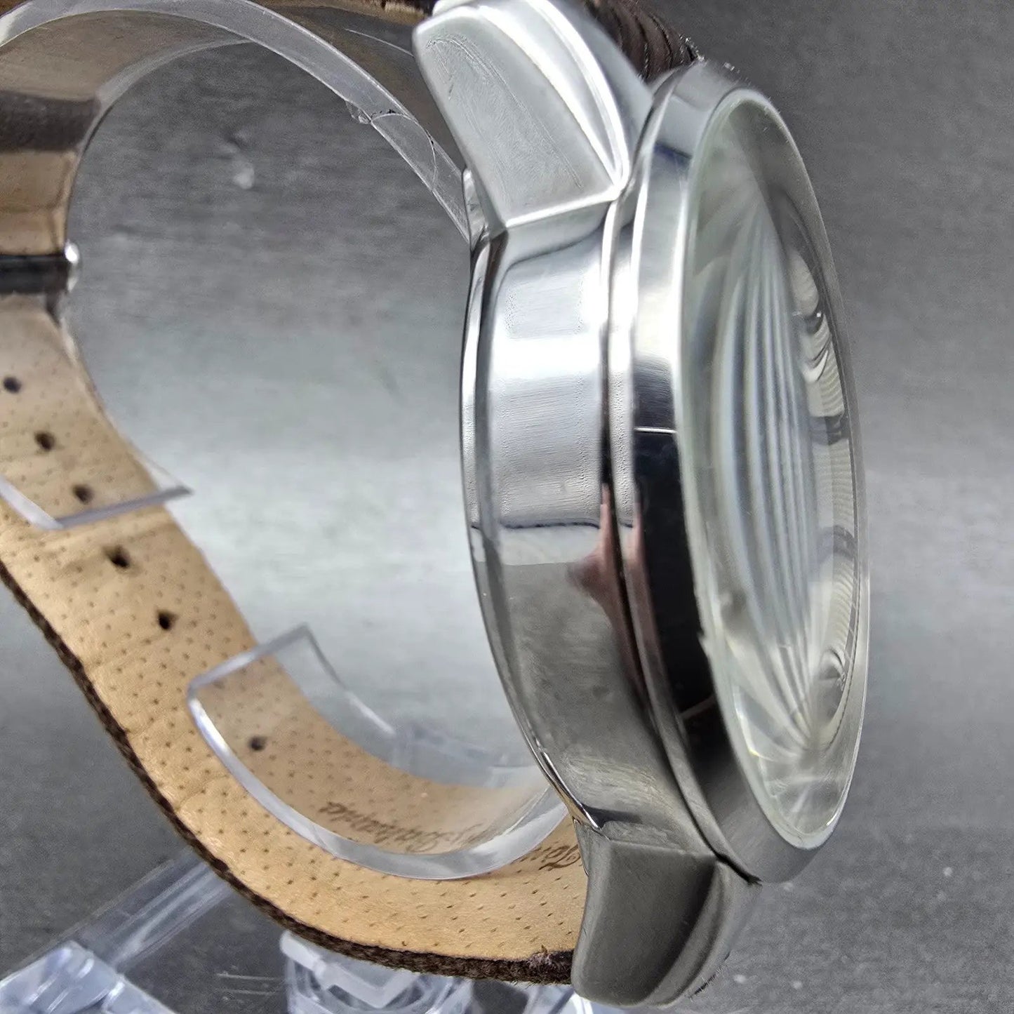 Tommy Bahama Panama-Crono Watch Men 42mm Cream Dial Steel Date TB1137 New Batt3