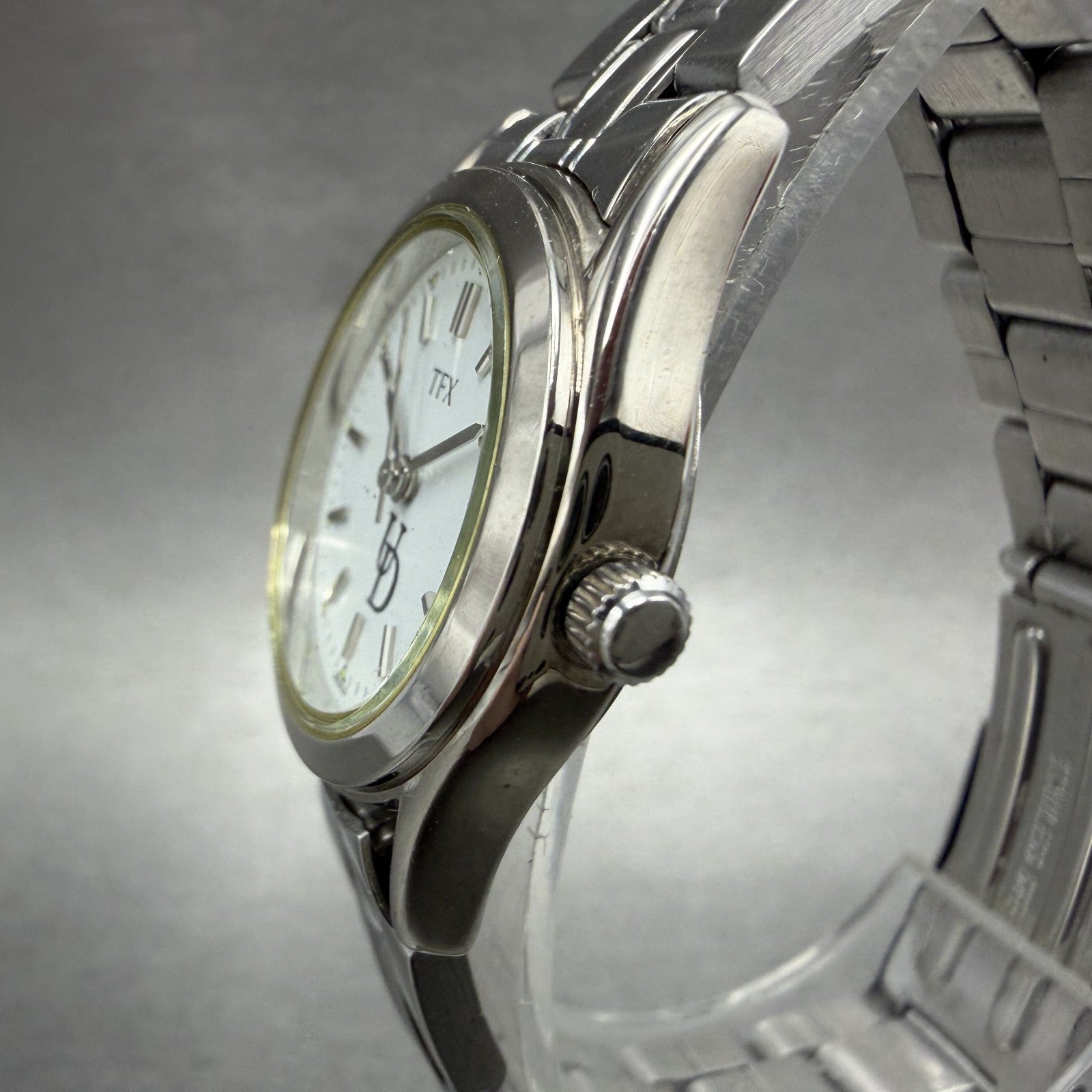 Bulova TFX Watch Women 26mm White Dial Silver Tone Date Round 36M00 New battery2