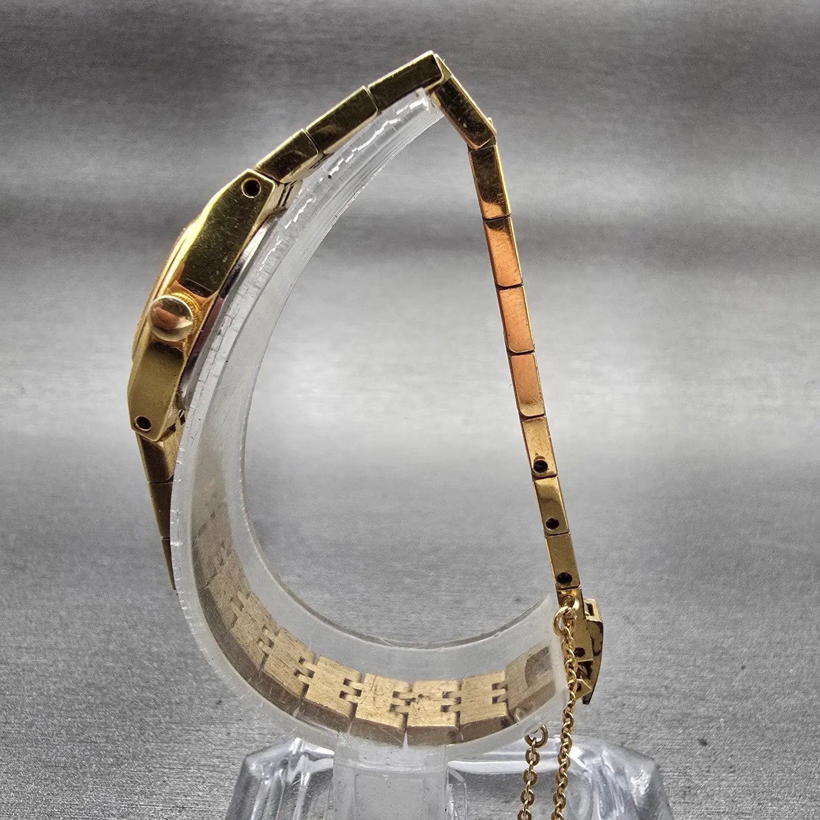 Seiko Watch Women 16mm Gold Dial Gold Tone Oval 7321-5399 New Battery Vintage6