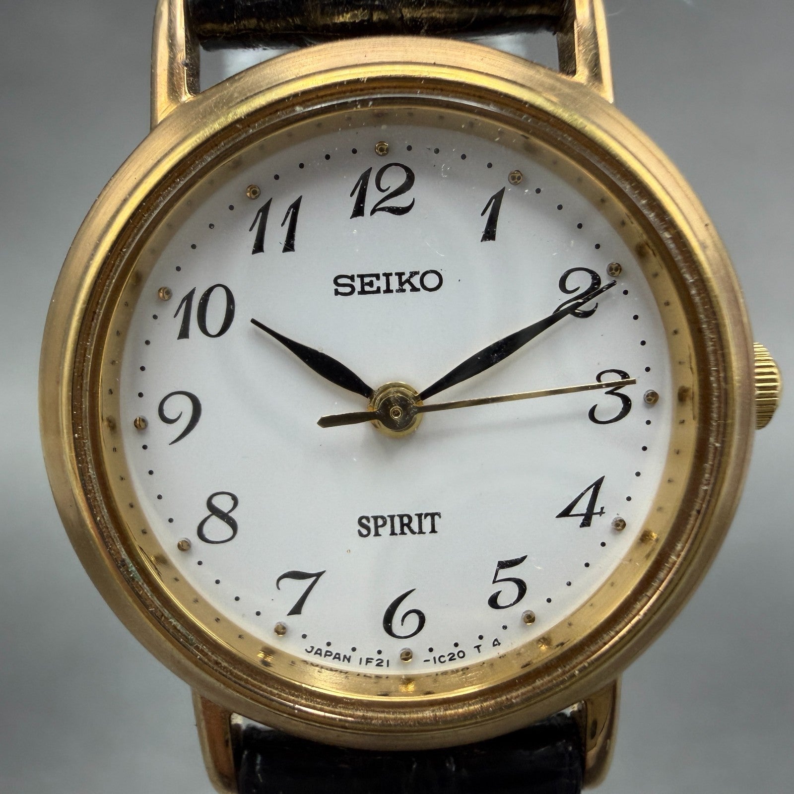 Seiko Spirit Watch Women 24mm White Dial Gold Tone Round 1F21-0H70 New Battery1