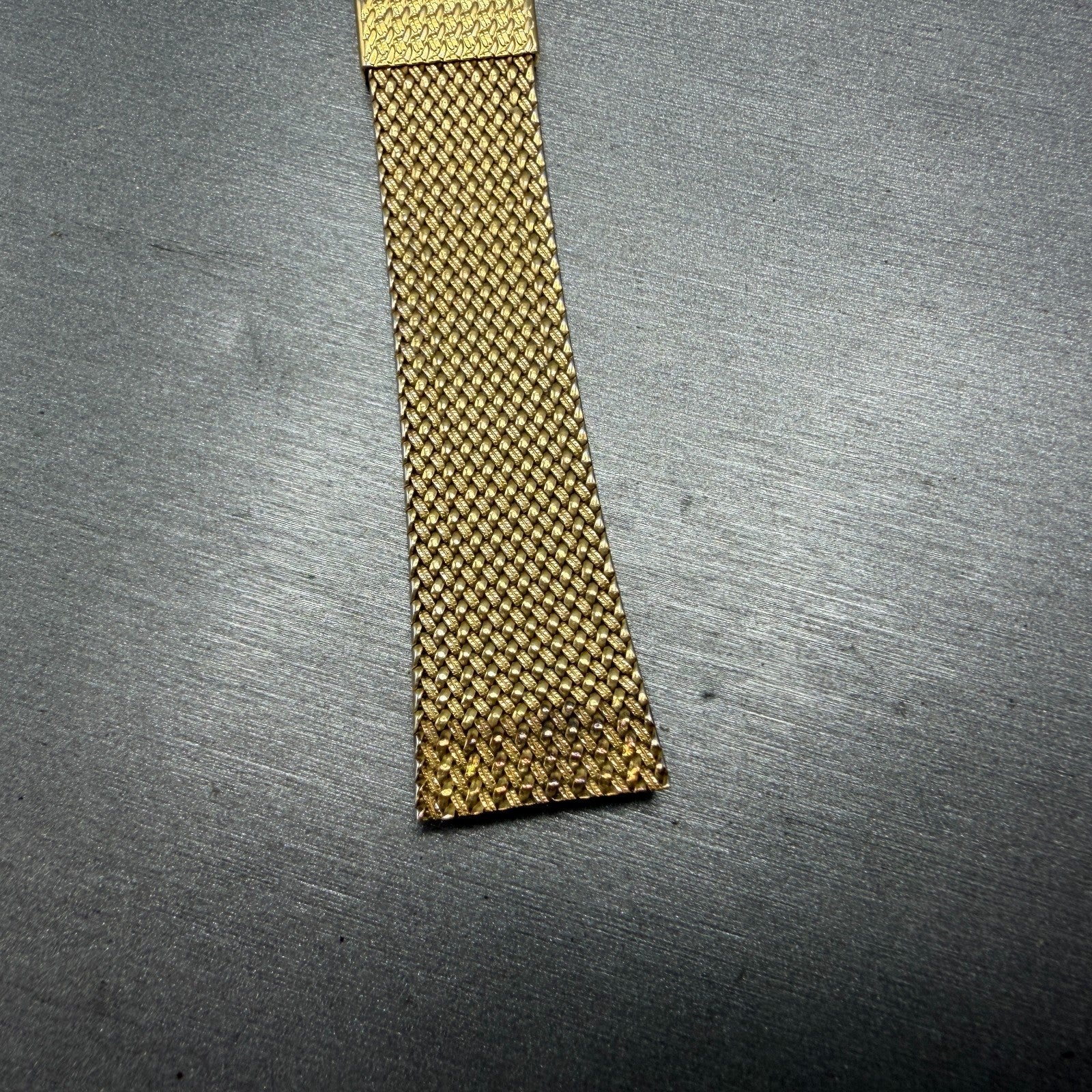 Seiko Tank Watch Men 25mm Black Dial Gold Tone Rectangle READ!! 7430-5499 NewBat10