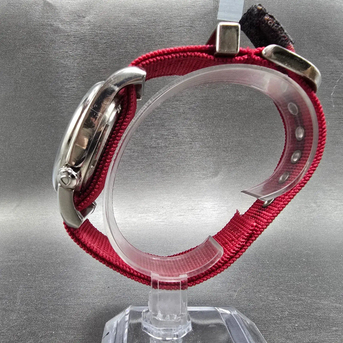 Bertucci A-2T Rosso Corsa Watch Men 40mm Red Dial Titanium Round New battery7