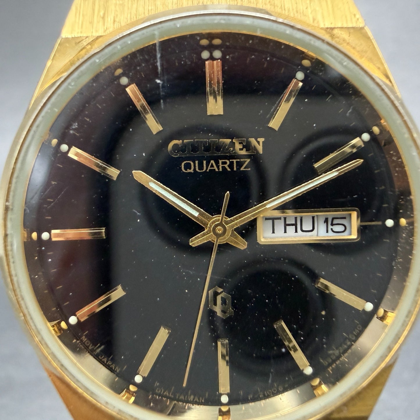 Citizen CQ Watch Men 35mm Black Dial Gold Round Daydate 2100-890850 PARTS2
