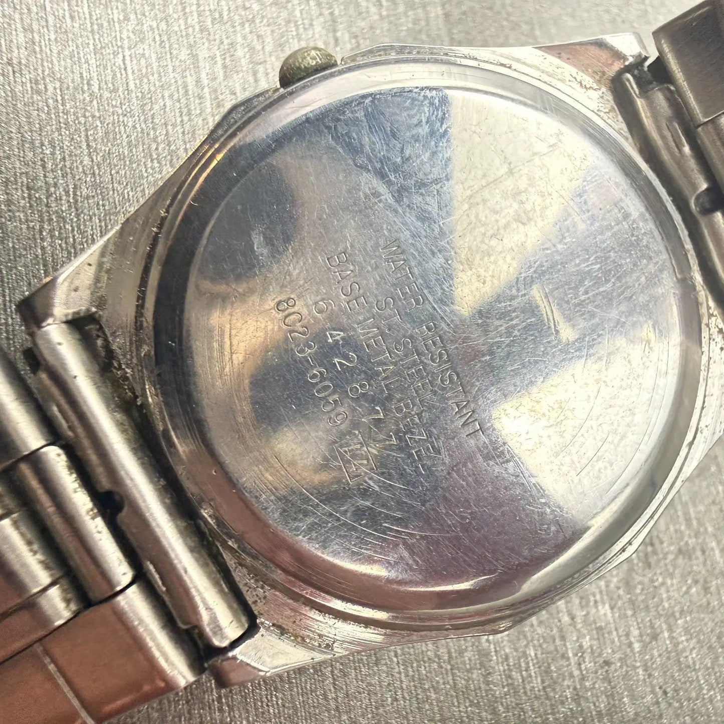 Seiko Watch Men 33mm Gray Dial Silver Tone Round 8C23-6059 New Battery VTG10