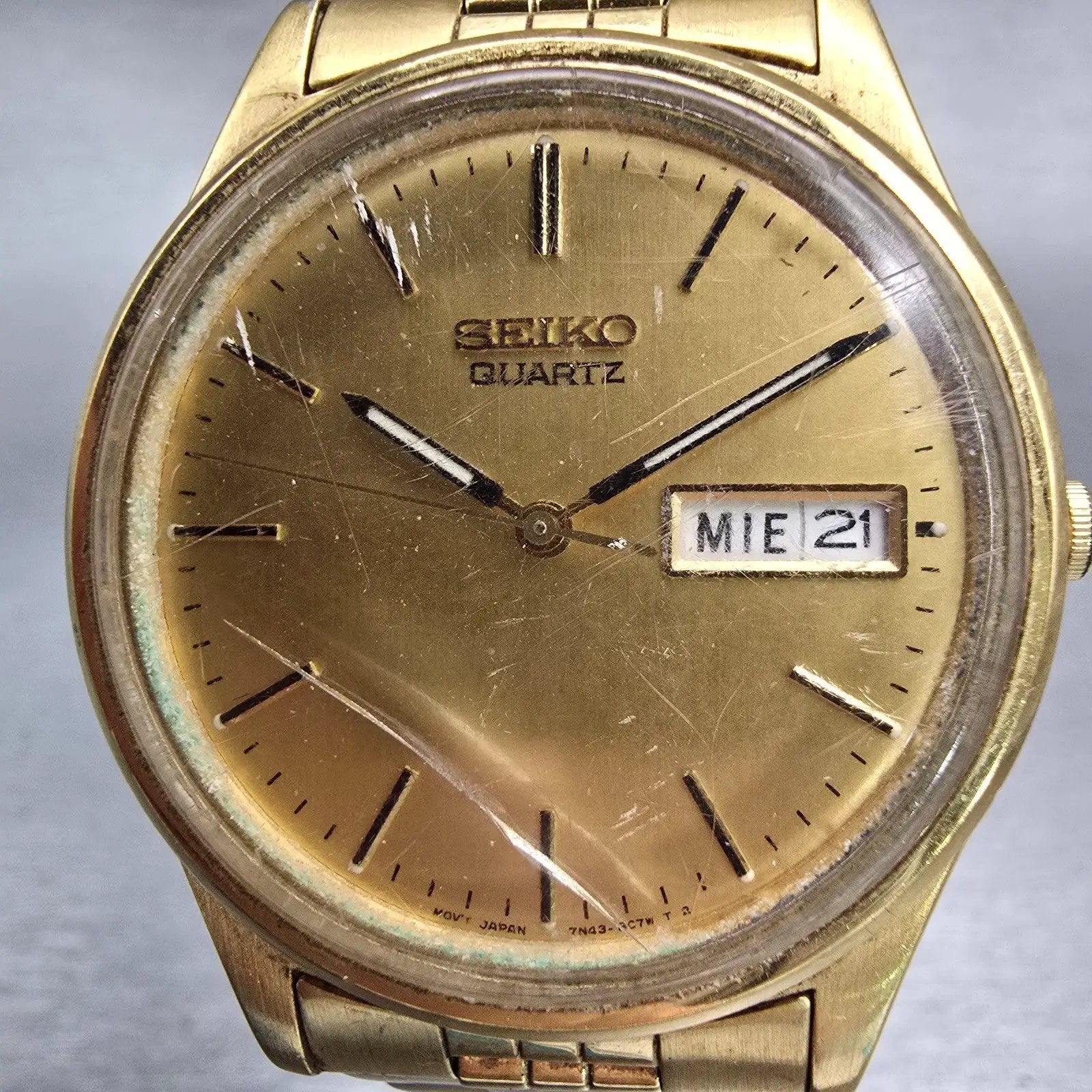 Seiko Watch Men 35mm Gold Dial Gold Tone Daydate Round 7N43-8A39 New Battery VTG1