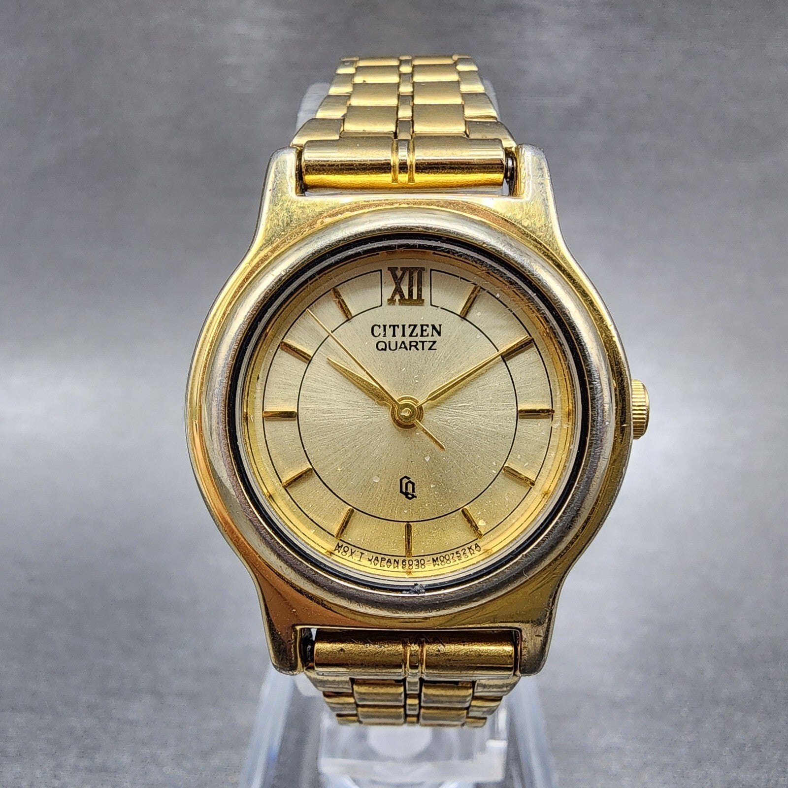 Citizen CQ Watch Women 26mm Champagne Dial Gold Tone Round 6030075145 New Batt0