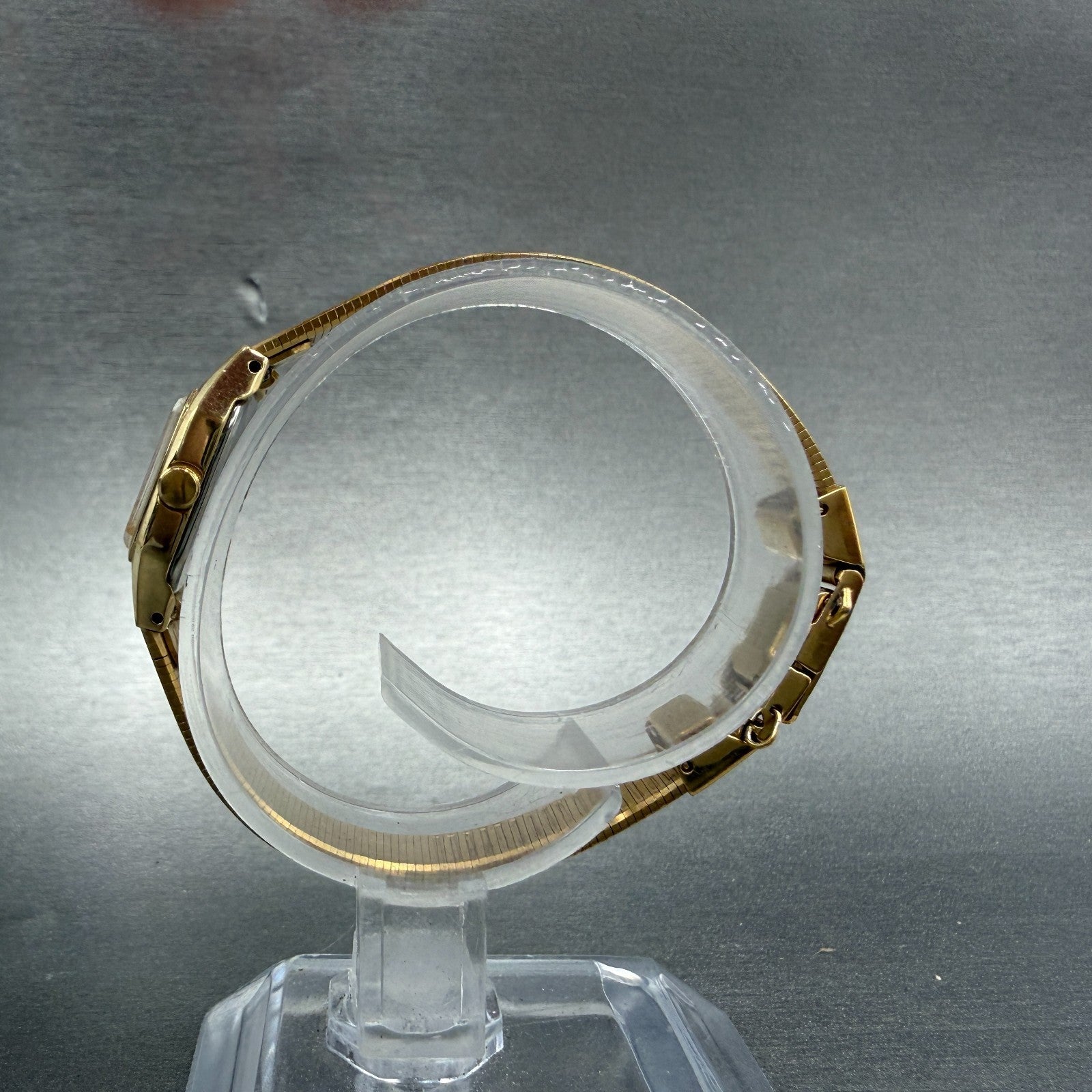 Seiko Watch Women 17mm Silver Dial Gold Tone Rectangle 2C20-5780 New Battery6