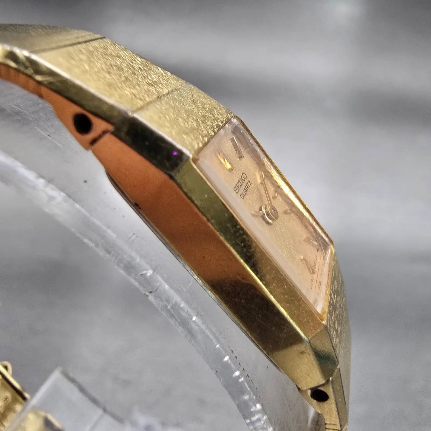 Seiko Watch Women 11mm Gold Dial Gold Tone Rectangle 1320-5049 New Battery VTG3