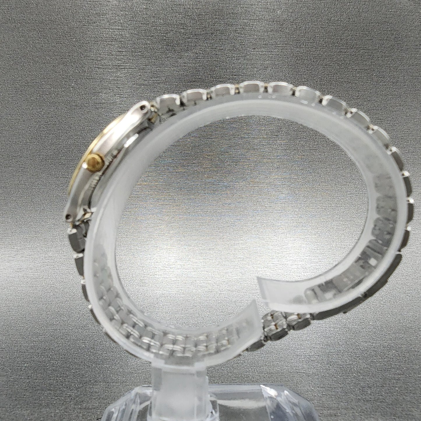 Bulova Watch Women 24mm Cream Dial Two Tone Round Bracelet 98L61 New Battery6