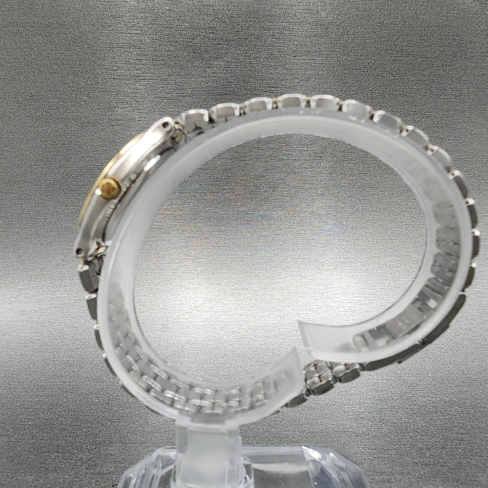 Bulova Watch Women 24mm Cream Dial Two Tone Round Bracelet 98L61 New Battery6