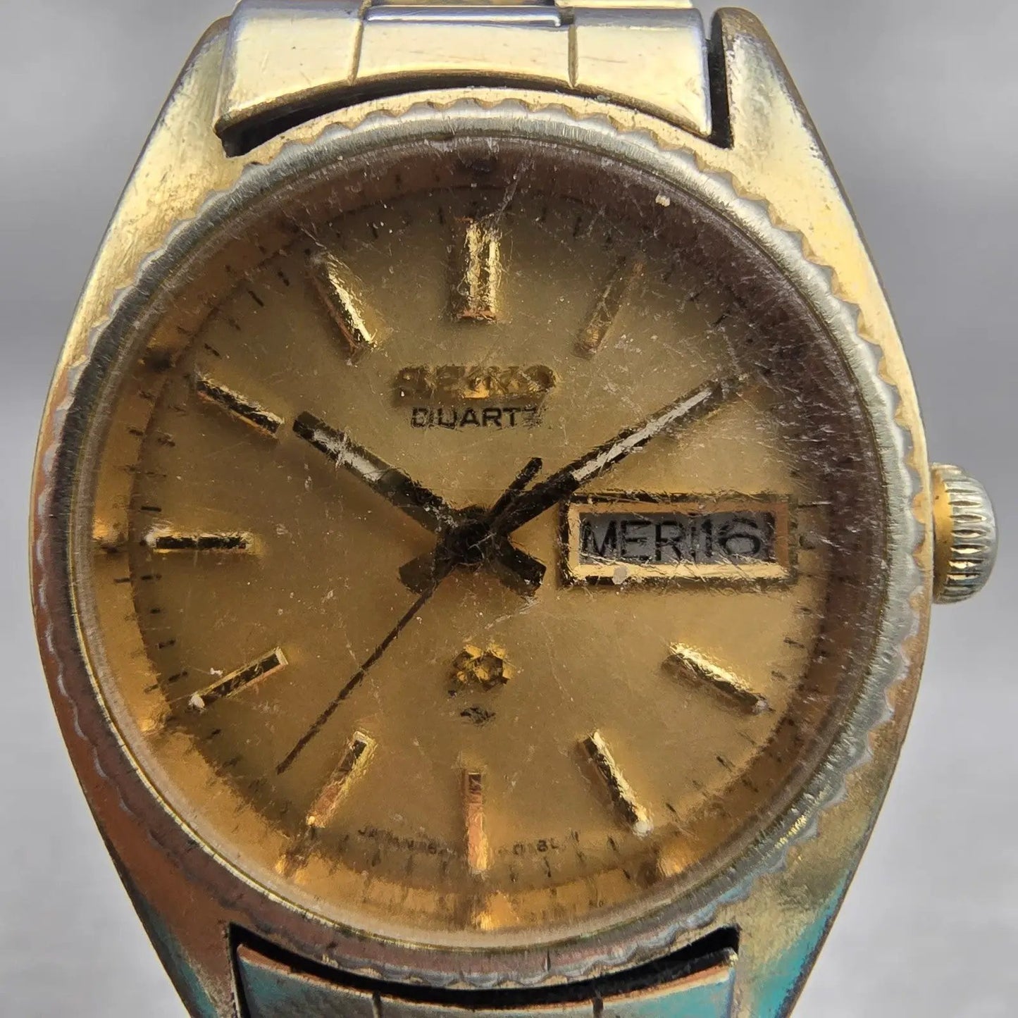 Seiko SQ Watch Women 24mm Gold Dial Gold Tone Daydate Round 2626-0150 New Batt1