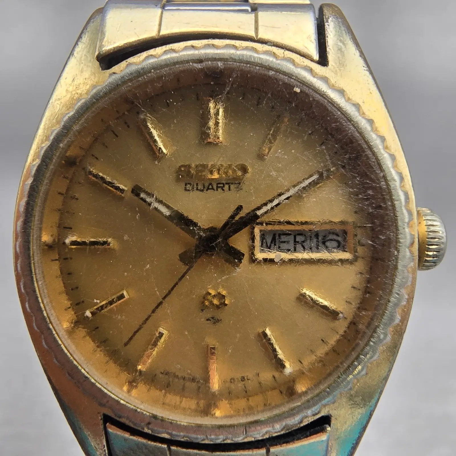 Seiko SQ Watch Women 24mm Gold Dial Gold Tone Daydate Round 2626-0150 New Batt1