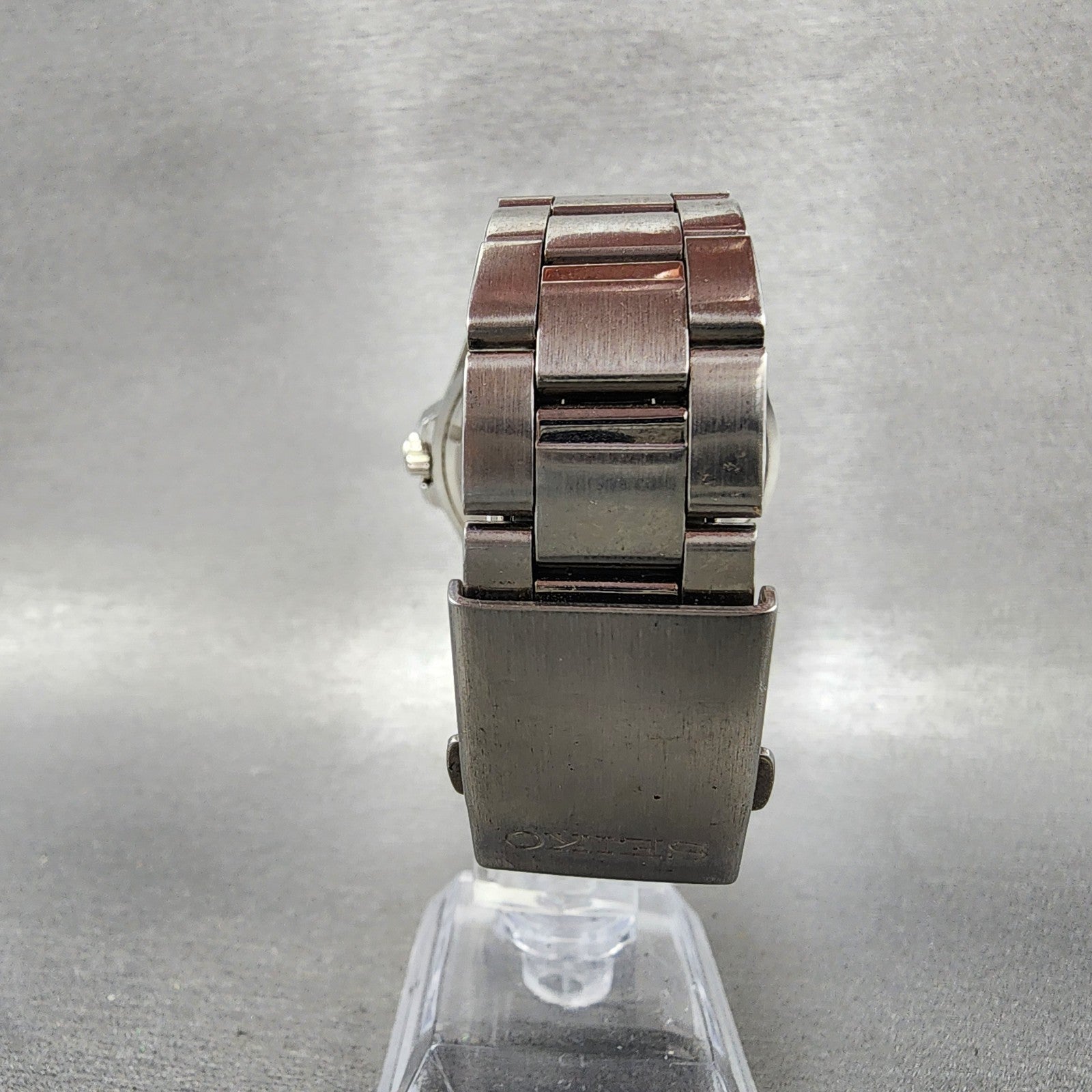 Seiko Watch Men 42mm Black Dial Silver Tone Date Round 6n4200h0 New Battery7