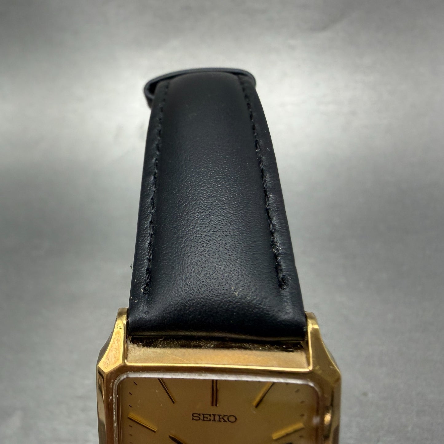 Seiko Tank Watch Men 25mm Champagne Dial Gold Tone 7N01-5180 New Battery Vintage4