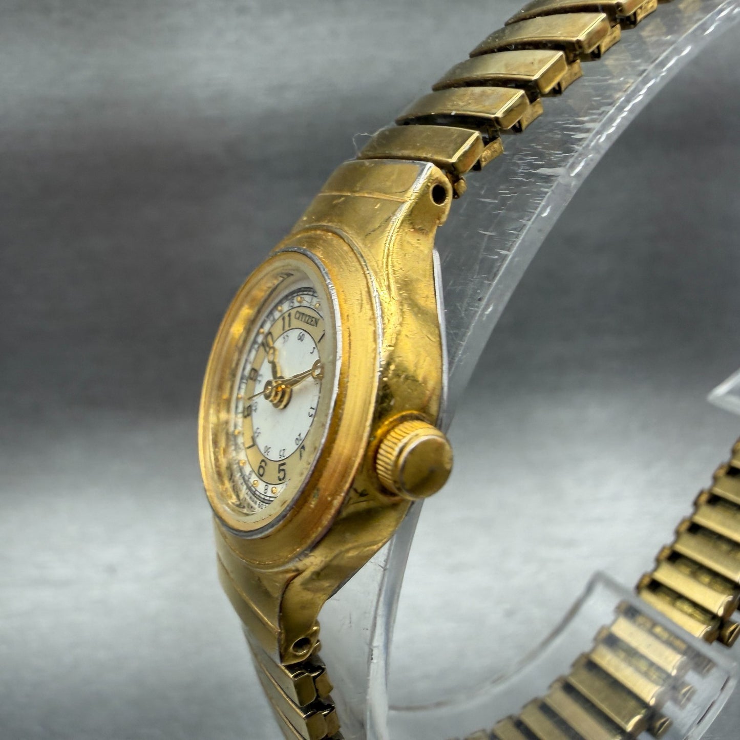Citizen Watch Women 20mm Cream Dial Gold Tone Round 6031S07742 New Battery2