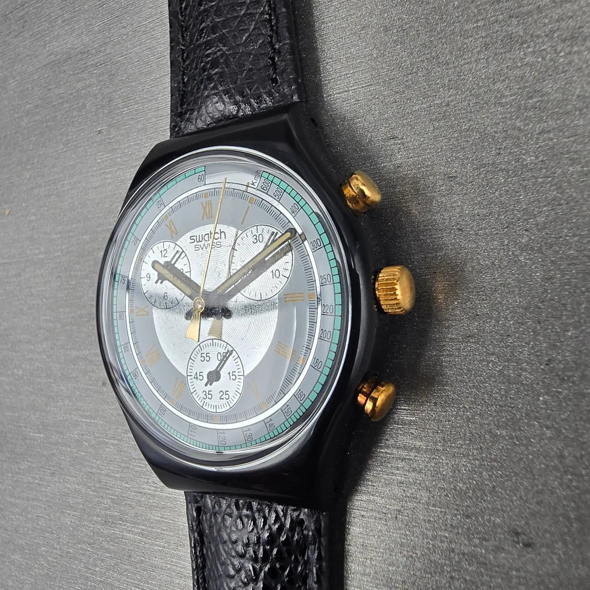 Swatch Chrono Colossal Watch Men 38mm Silver Dial Black Case SCB109 New Batt NOS2