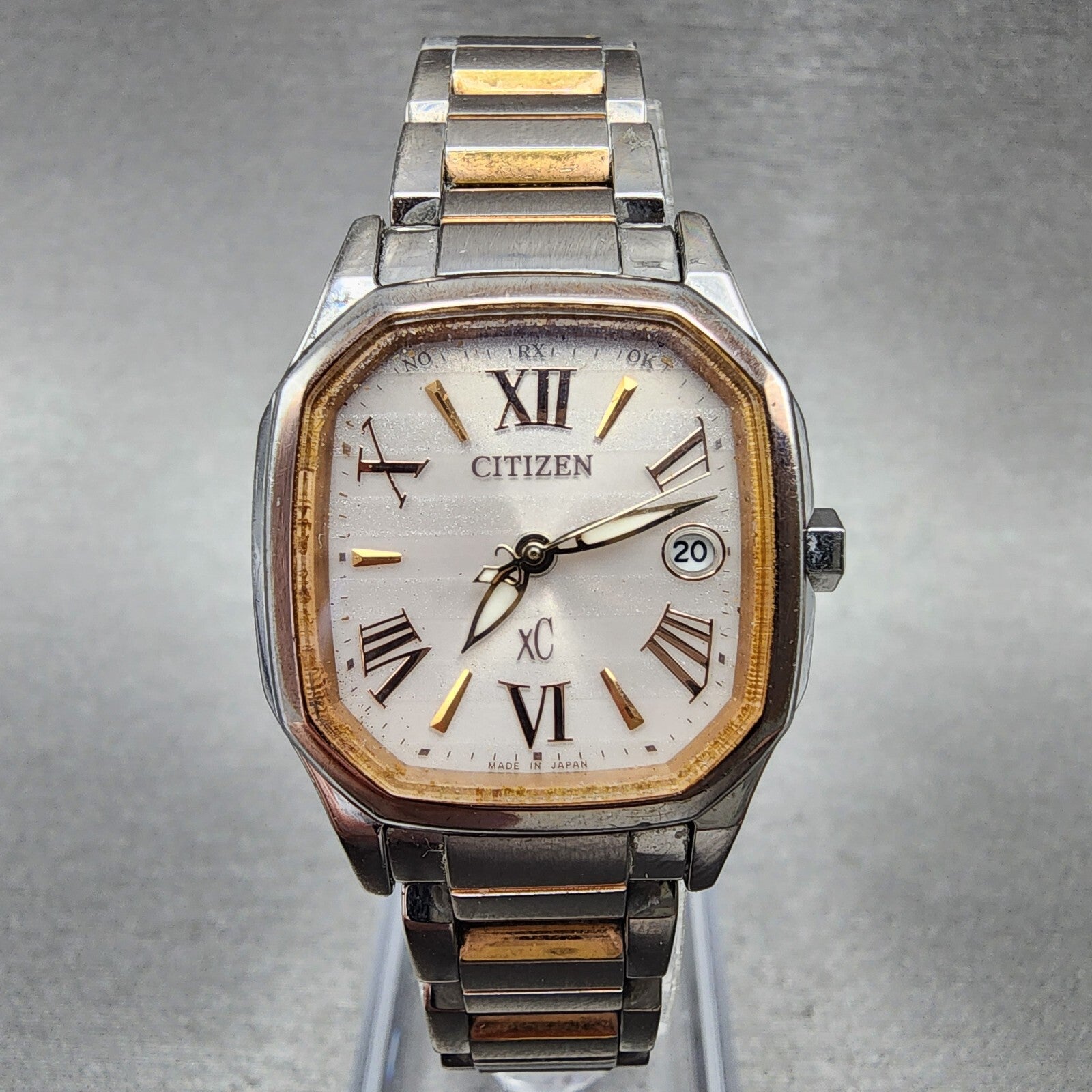 Citizen EcoDrive XC Watch Women 26mm White Dial Two Tone Date H058T017568 Runs0