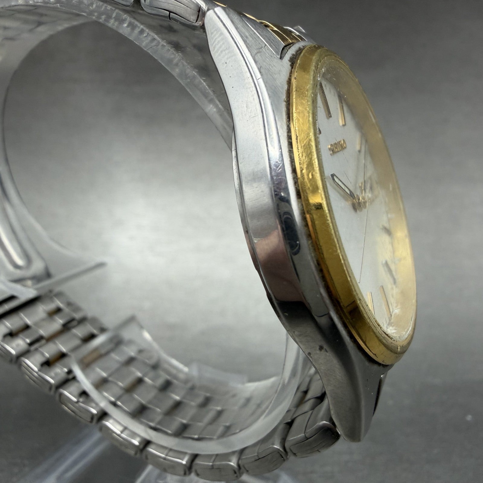 Seiko Watch Men 37mm Silver Dial Two Tone Daydate Round 7N43-9048 New Battery UL3