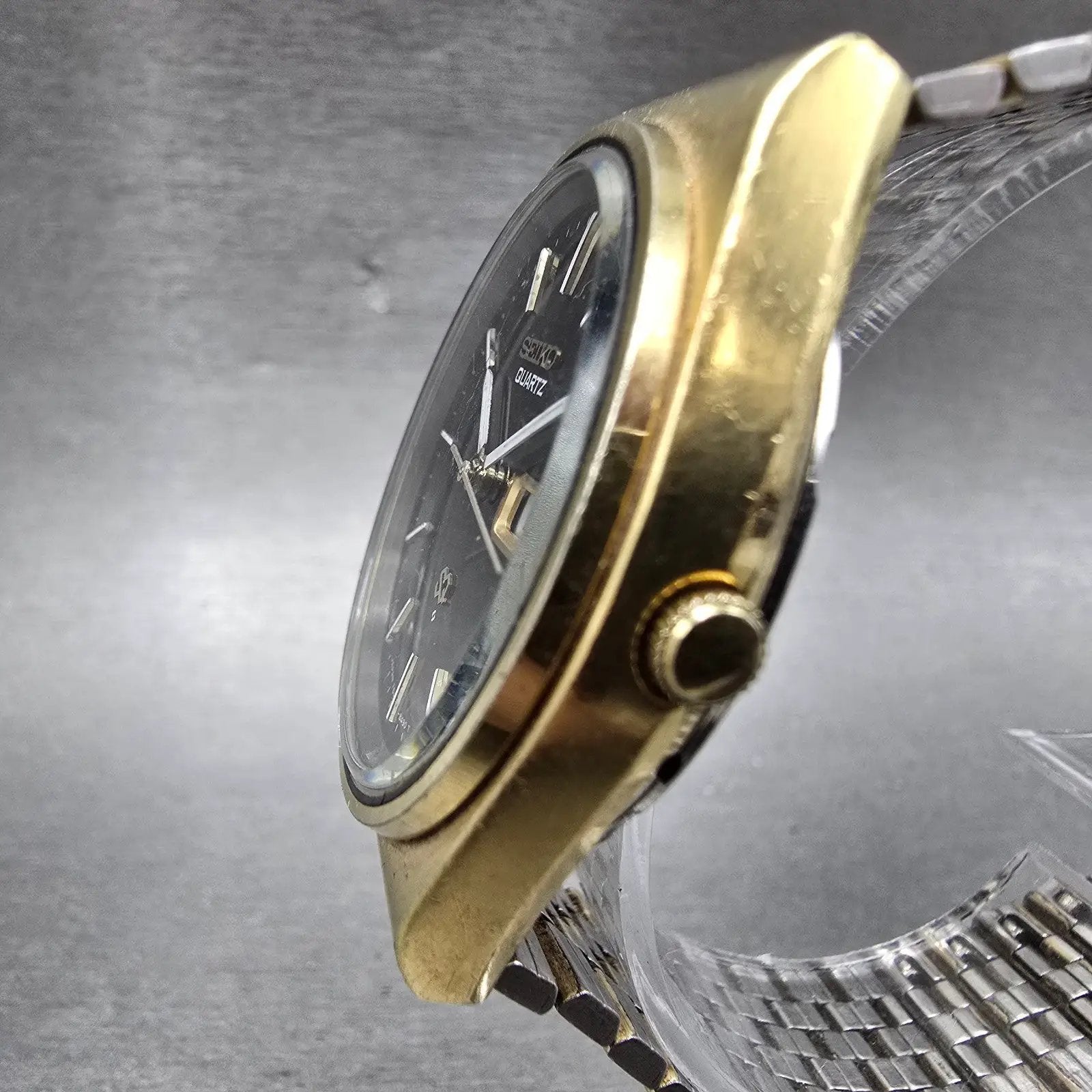 Seiko SQ Watch Men 36mm Black Dial Gold Tone Daydate Round 7546-8419 PARTS3