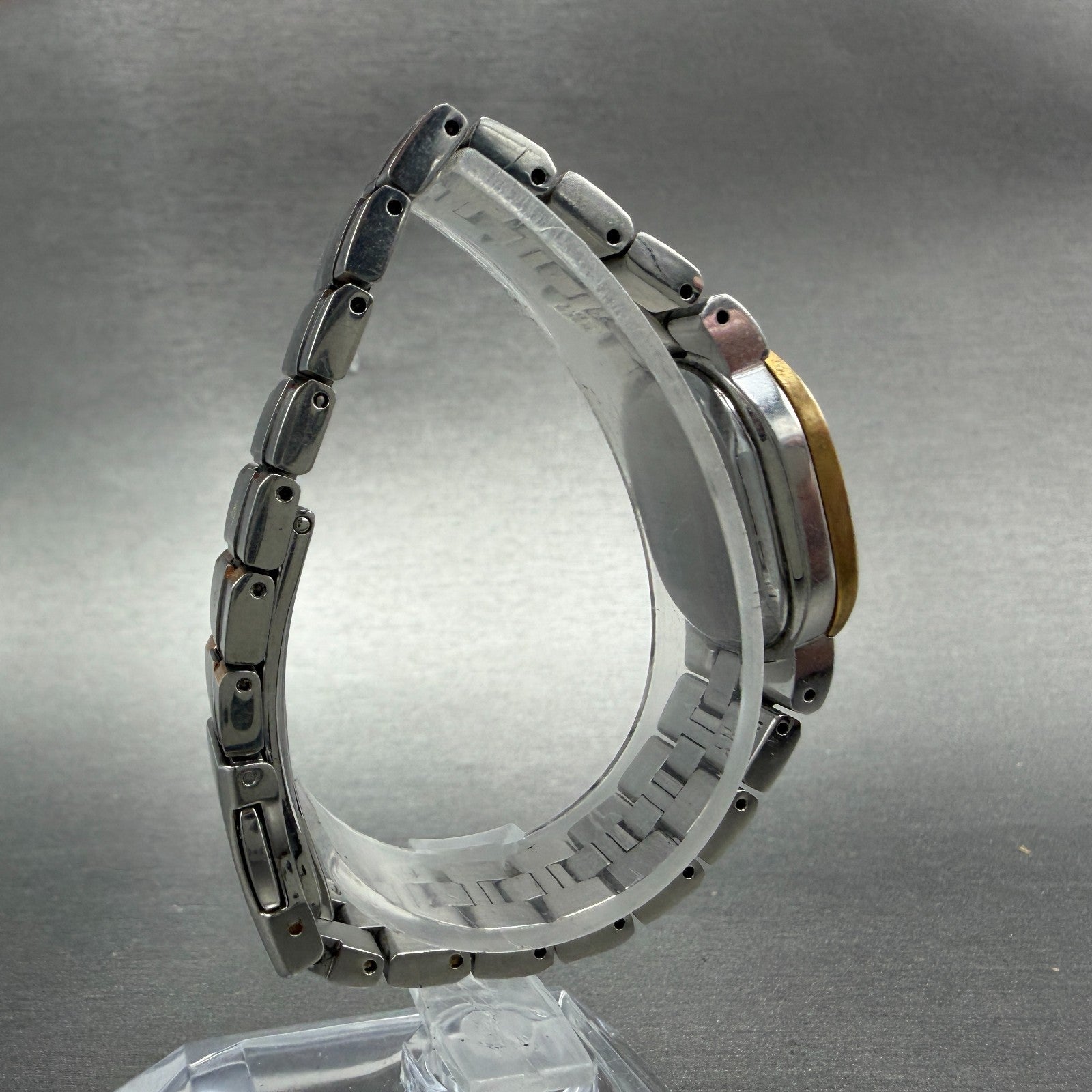 Seiko Lukia Watch Women 21mm MOP Dial Two Tone Oval 1F21-0AZ0 New Battery8