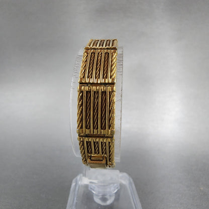 Seiko Tank Women 12mm Champagne Dial Gold Tone 2e205269 New Battery7