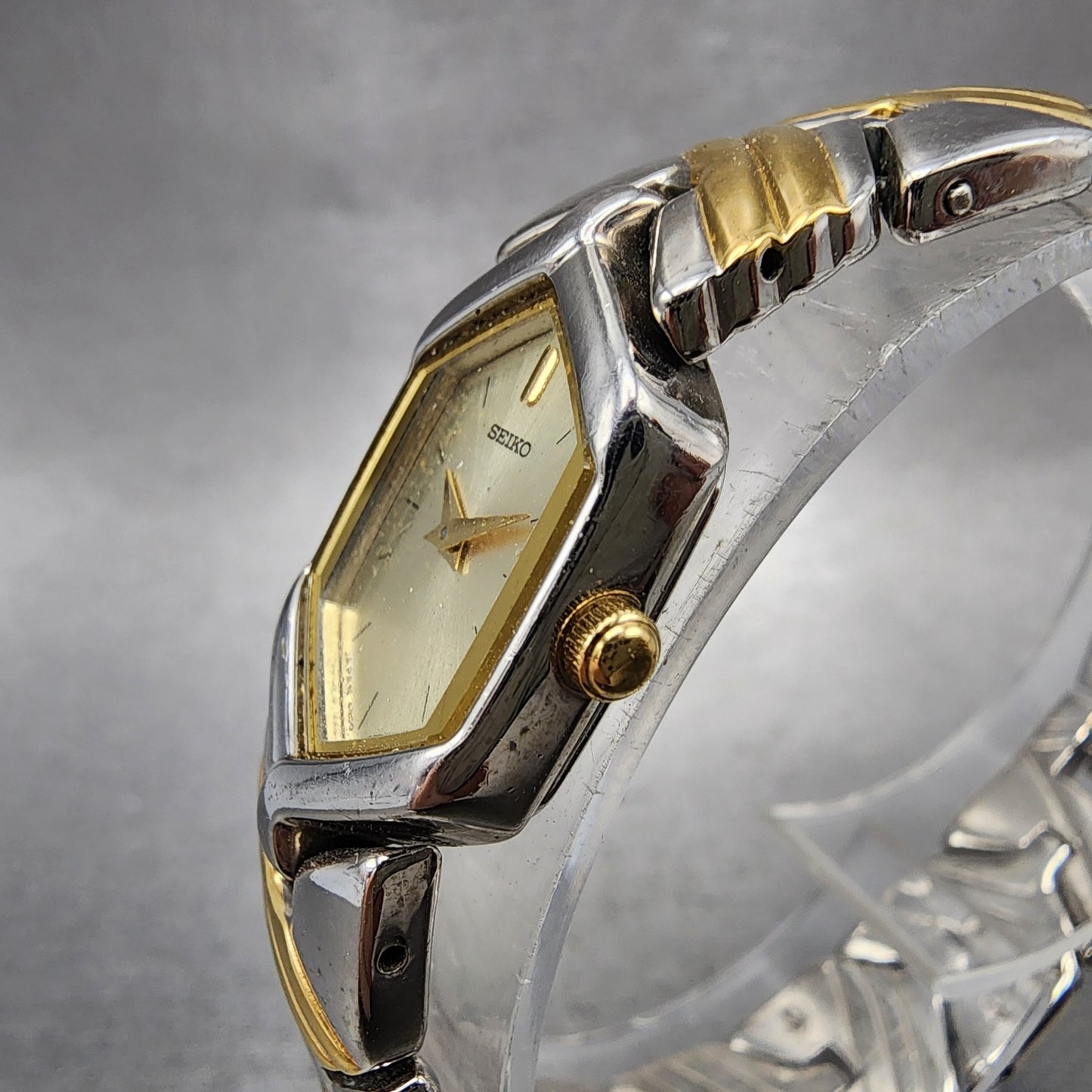 Seiko Watch Women 16mm Champagne Dial Two Tone Hexagon 4n006610 New Battery2