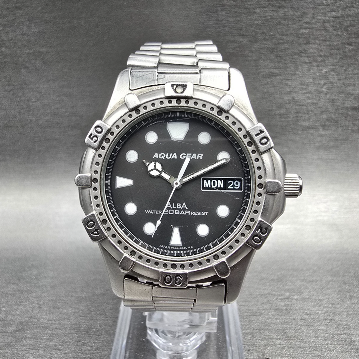 Alba Aqua Gear Dive Watch Men 37mm Gray Dial Silver Daydate V348-6A40 New Batt0
