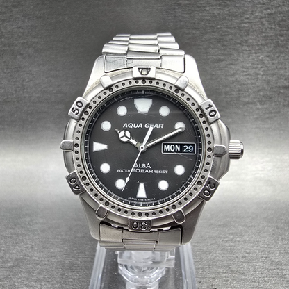 Alba Aqua Gear Dive Watch Men 37mm Gray Dial Silver Daydate V348-6A40 New Batt0