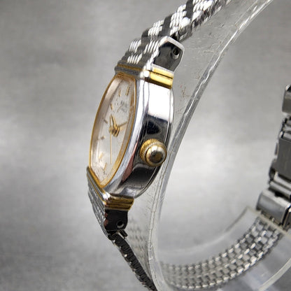 Seiko Watch Women 17mm White Dial Two Tone Oval 2Y015C09 New Battery VTG2