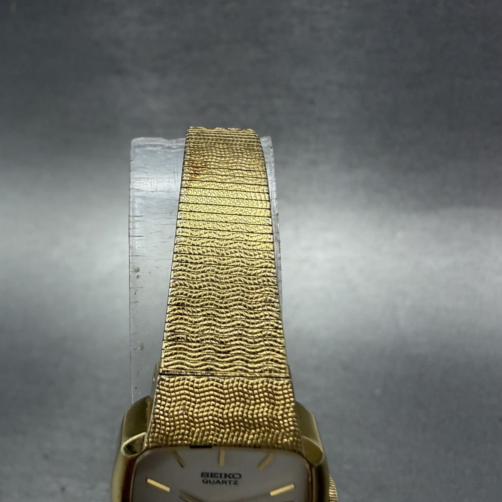 Seiko Watch Women 20mm Silver Dial Gold Tone Rectangle 16-5320 New Battery4