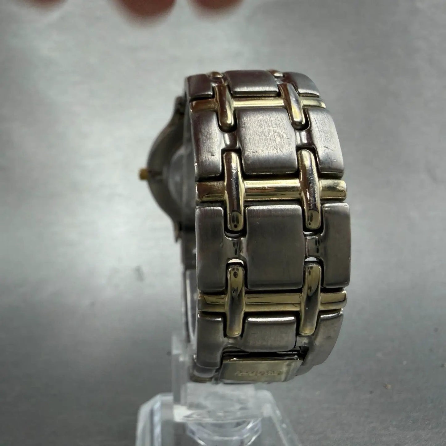 48020439