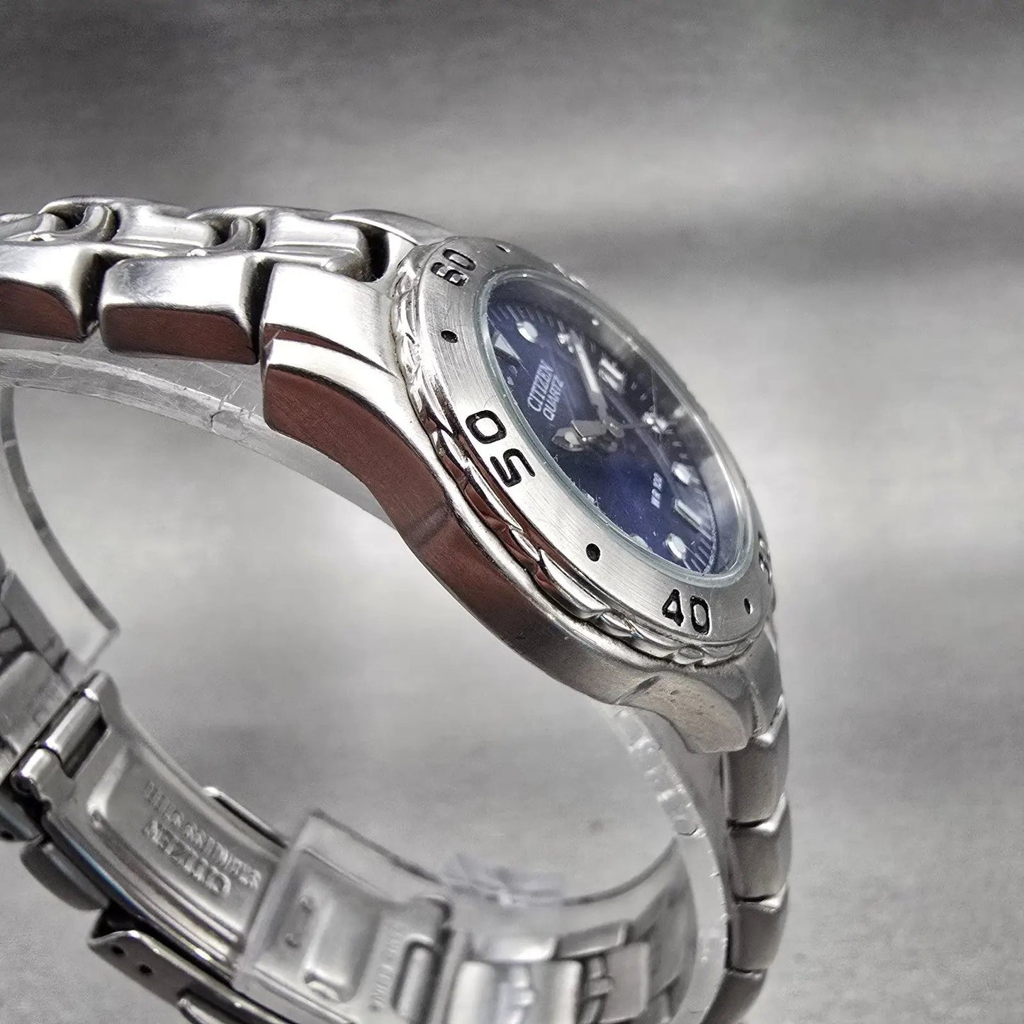 Citizen Watch Women 27mm Blue Dial Silver Tone Date Round 1012-S92316 New Batt3