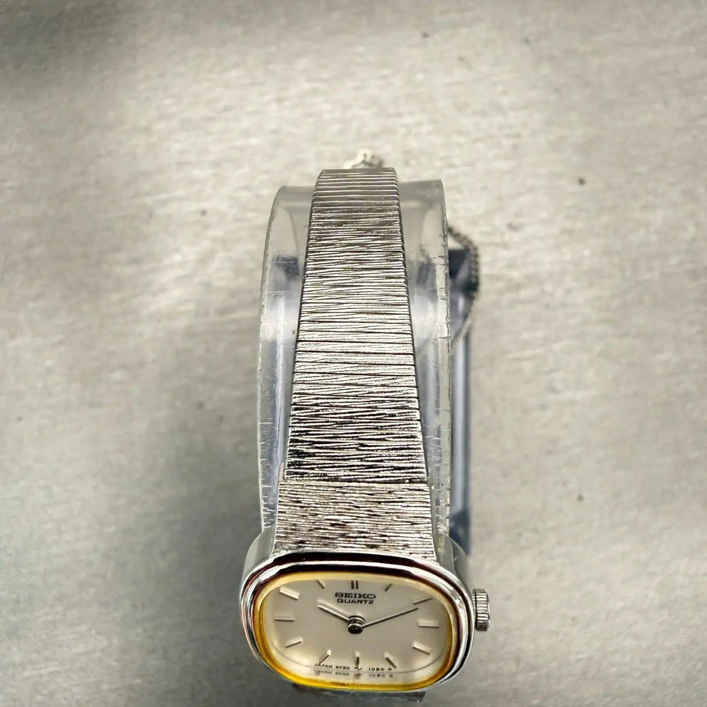 Seiko Watch Women 18mm White Dial Silver Tone Oval 2P20-5600 New Battery Vintage4