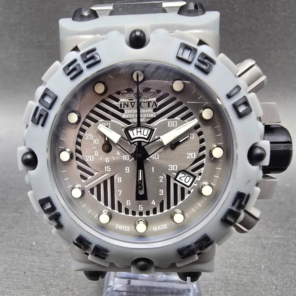 Invicta Reserve Chronograph Watch Men 50mm Gray Dial Steel Daydate 0406 New Batt0