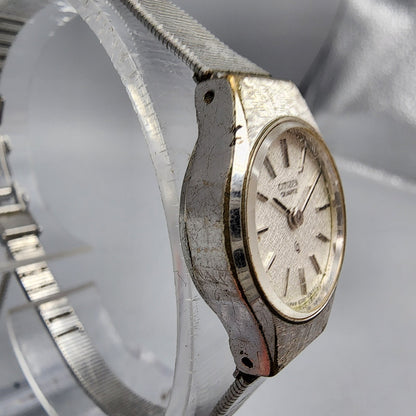 VTG Citizen CQ Watch Women 20mm Silver Dial Silver Tone 4-830385 New Battery