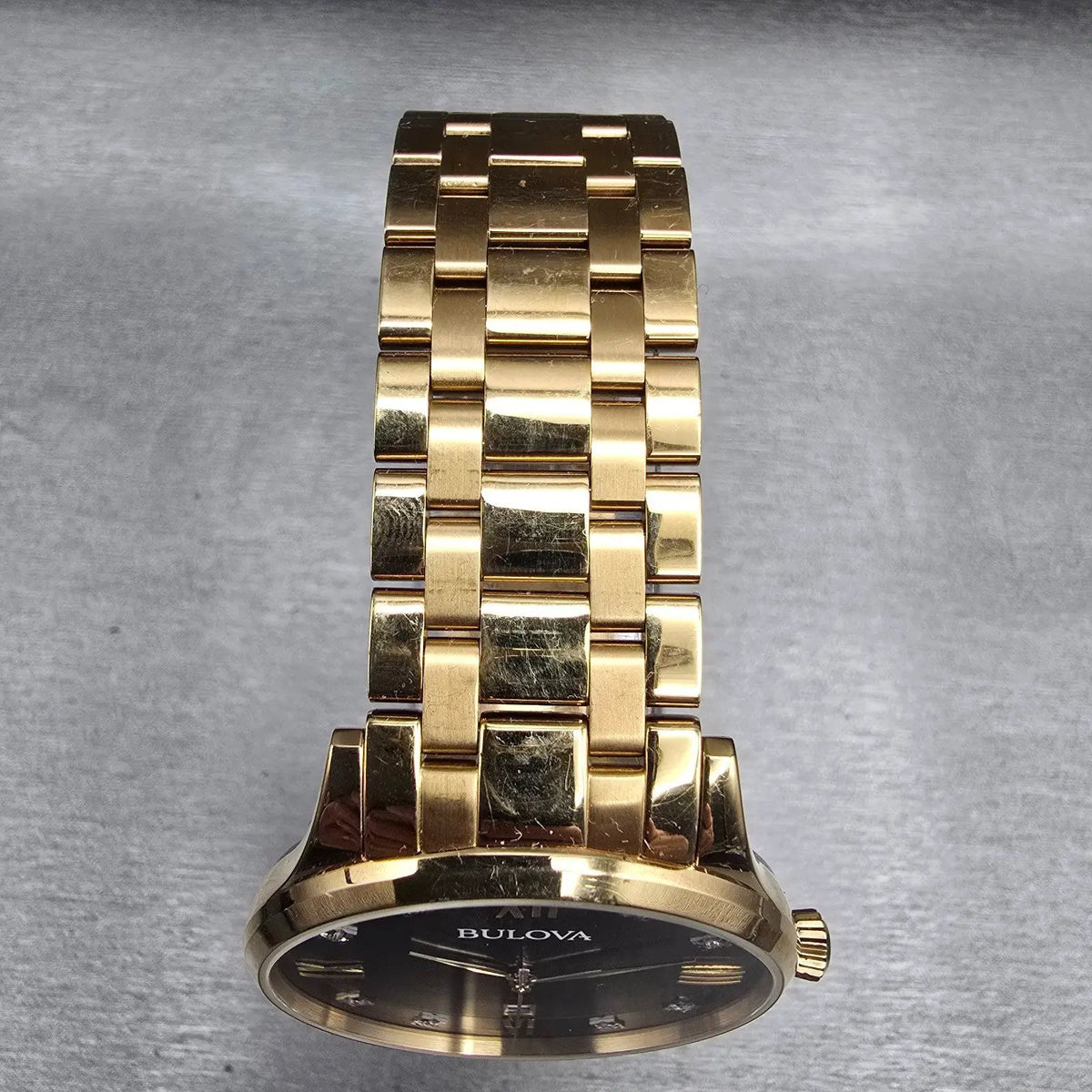 Bulova Watch Men 40mm Black Dial Gold Tone Date Gemmed 97D108 New Battery4