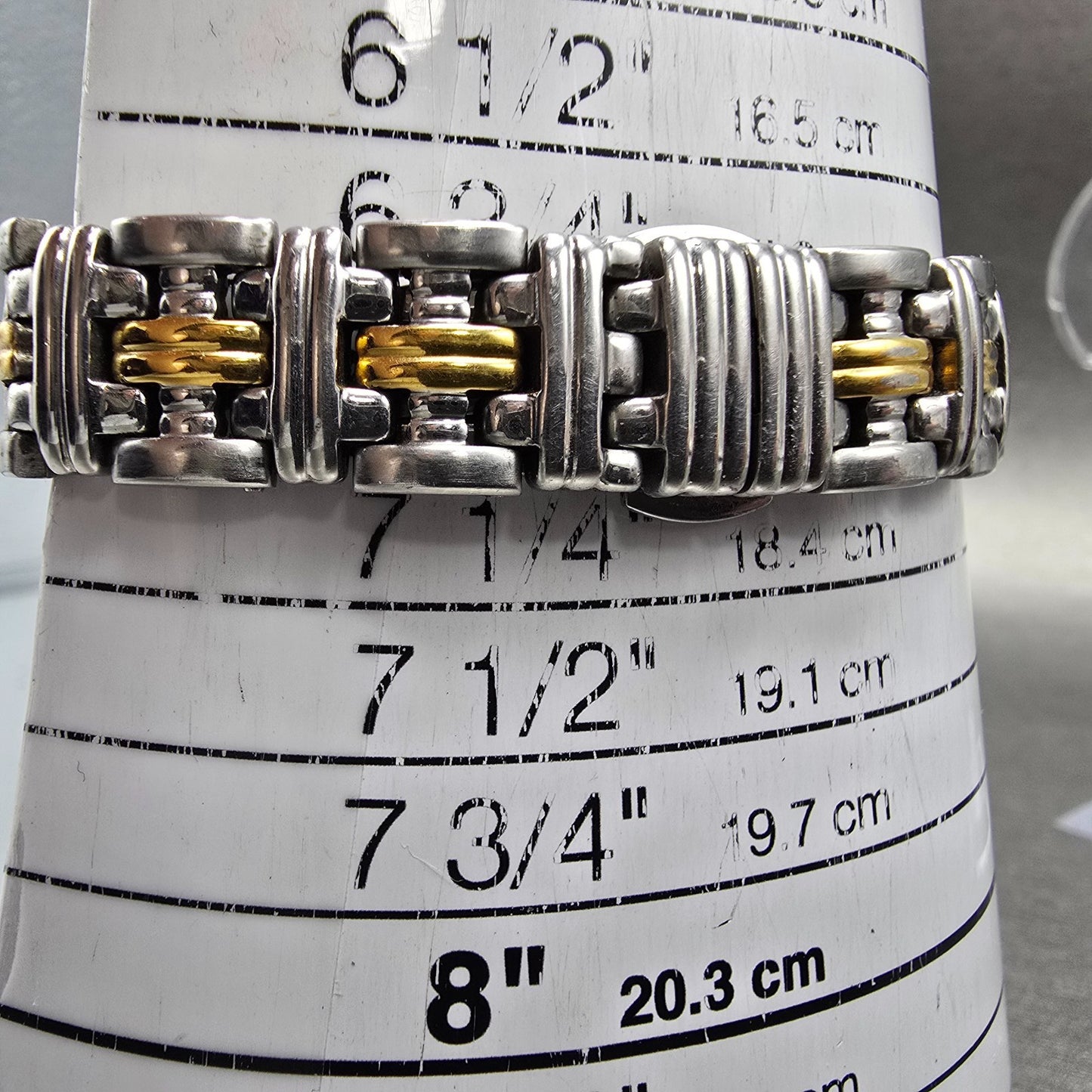 Wittnauer Laureate Watch Women 25mm White Dial Two Tone Date Round New Battery10
